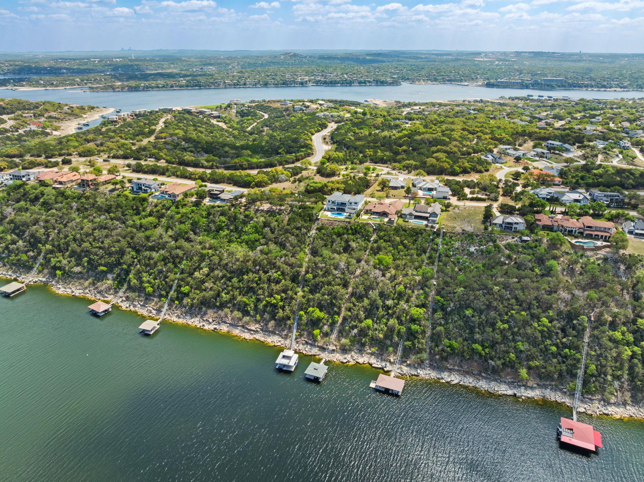 912 Watercliffe, Lago Vista, TX 78645