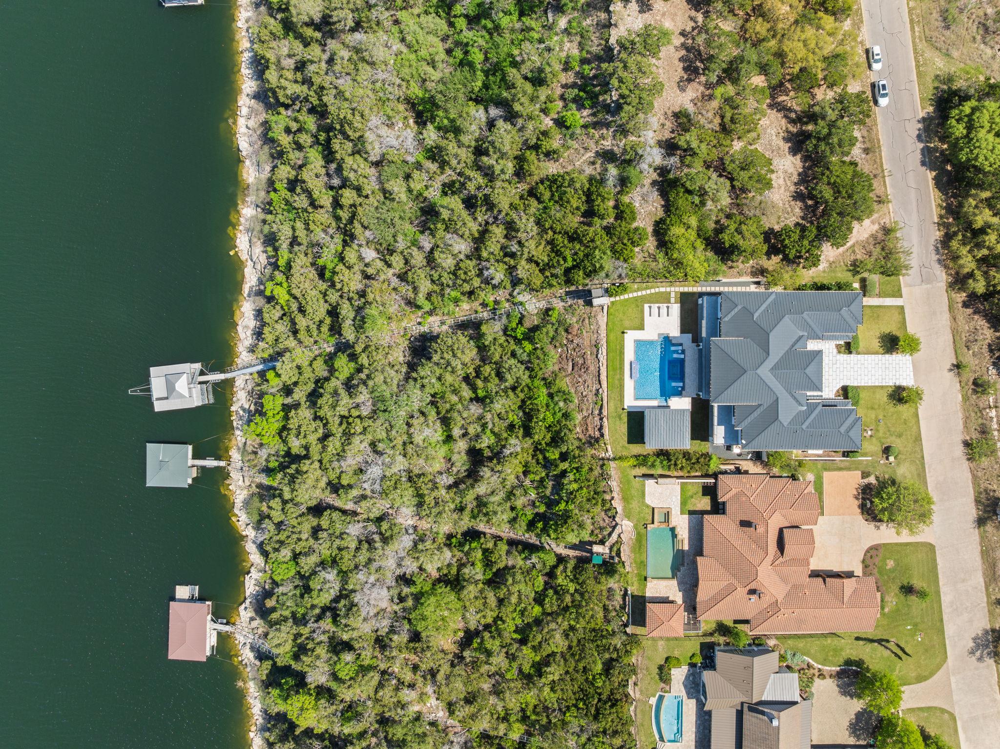 912 Watercliffe, Lago Vista, TX 78645