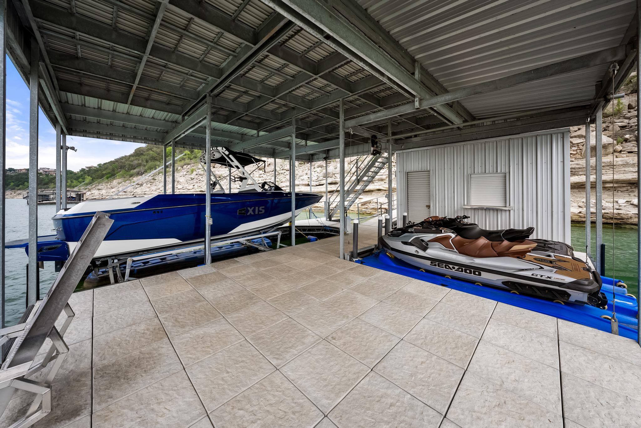 912 Watercliffe, Lago Vista, TX 78645