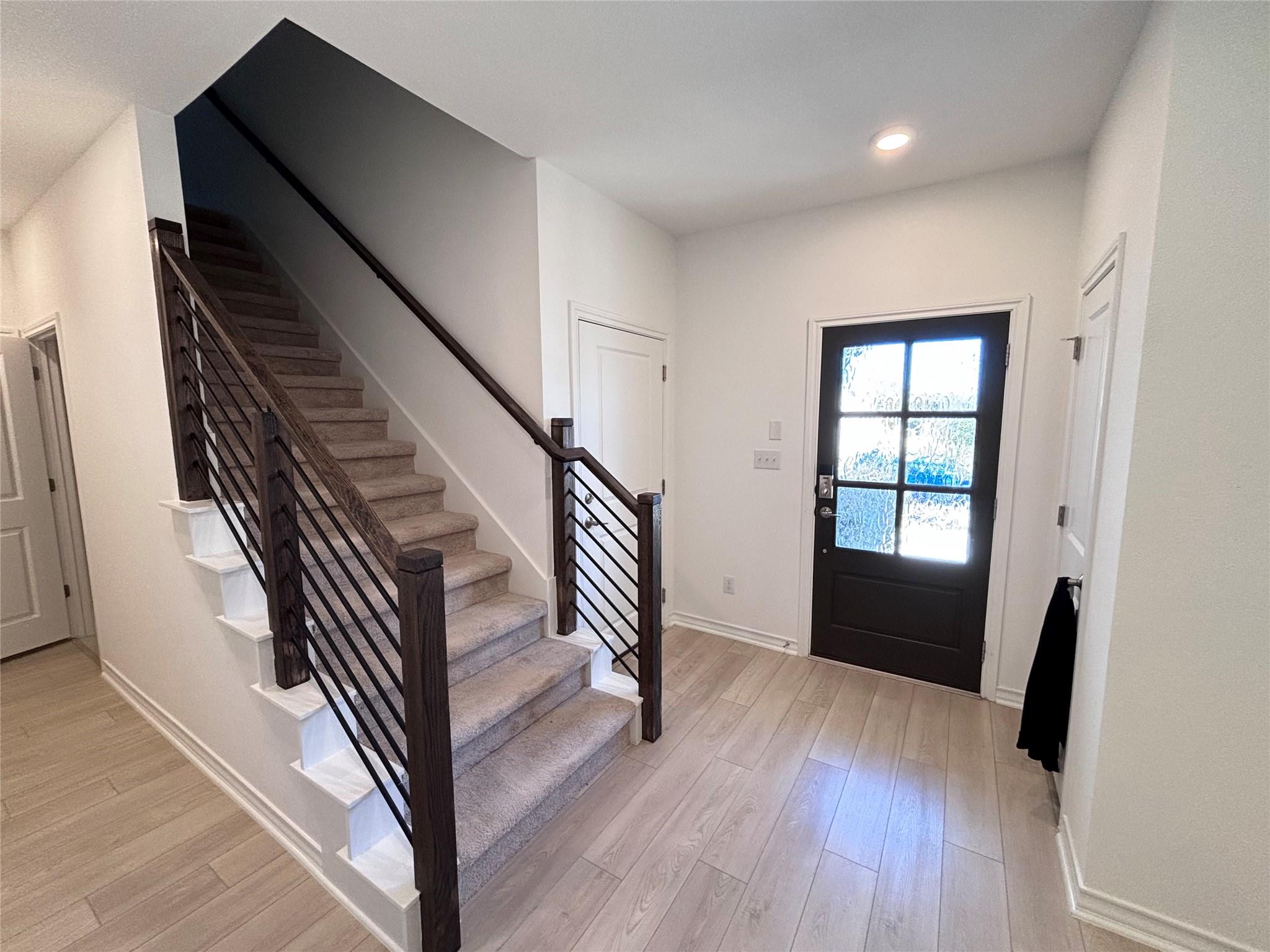 562 Papaya Dr, Buda, TX 78610