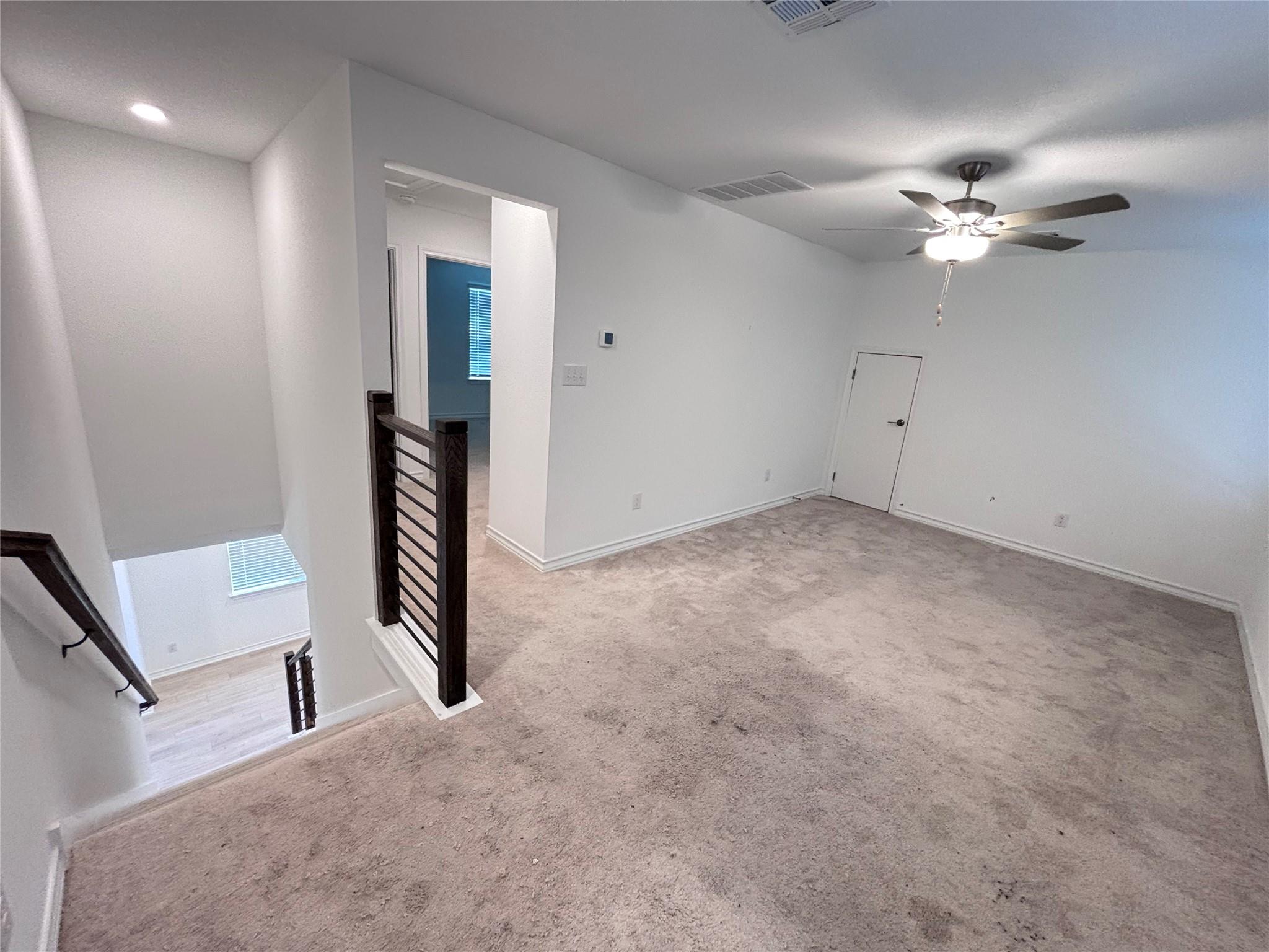 562 Papaya Dr, Buda, TX 78610