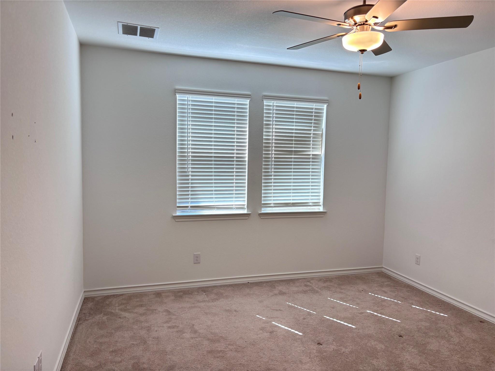 562 Papaya Dr, Buda, TX 78610