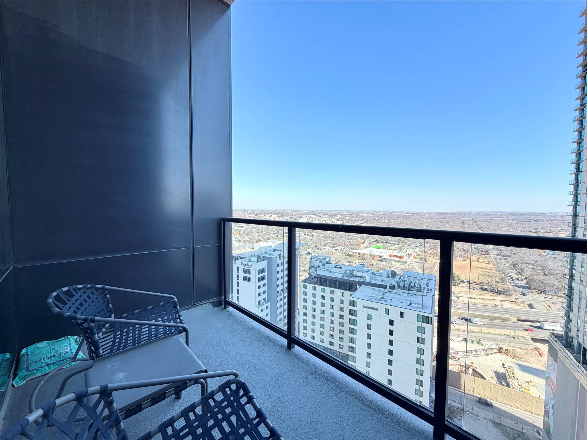 70 Rainey St # 2203, Austin, TX 78701