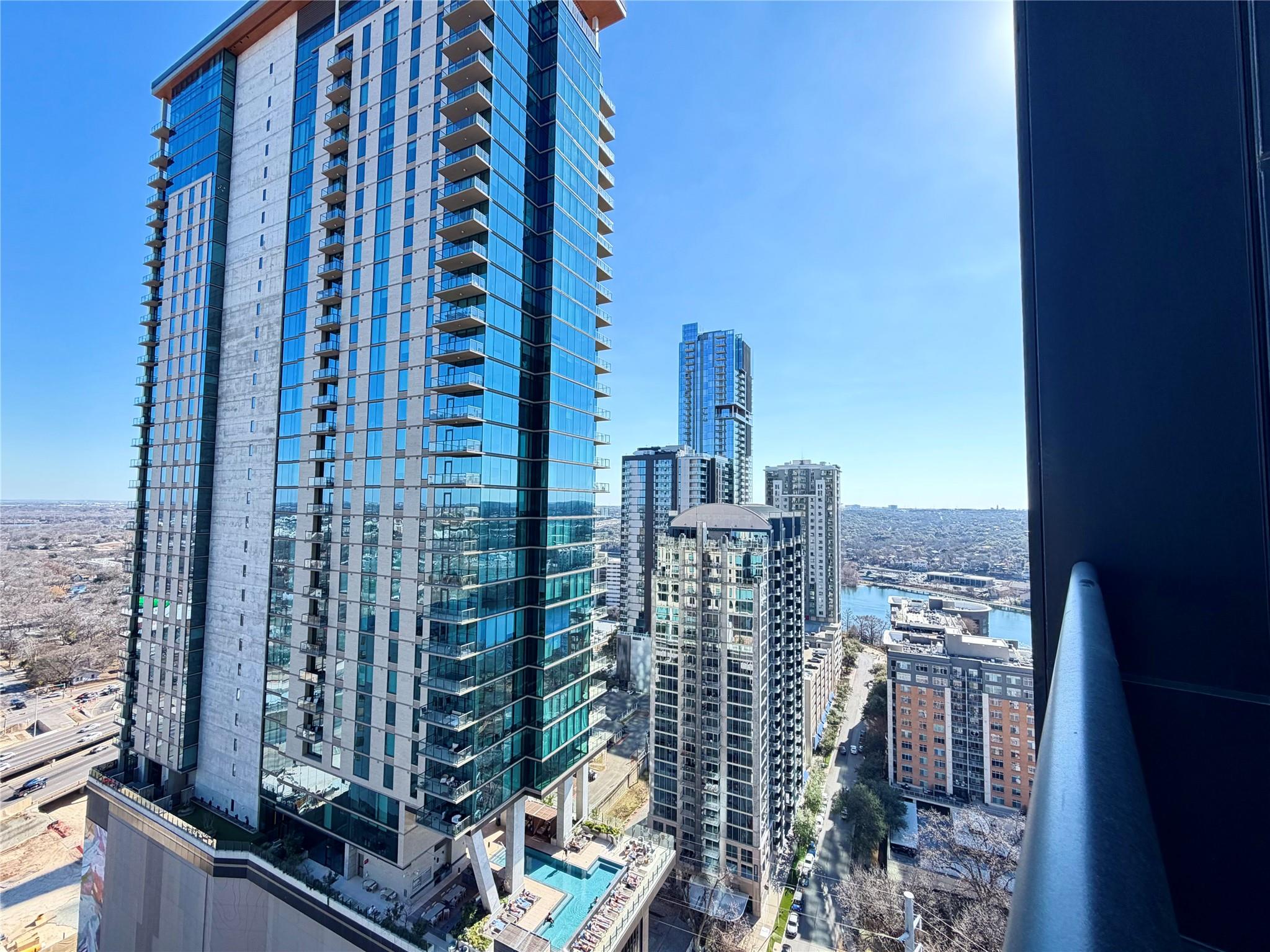 70 Rainey St # 2203, Austin, TX 78701