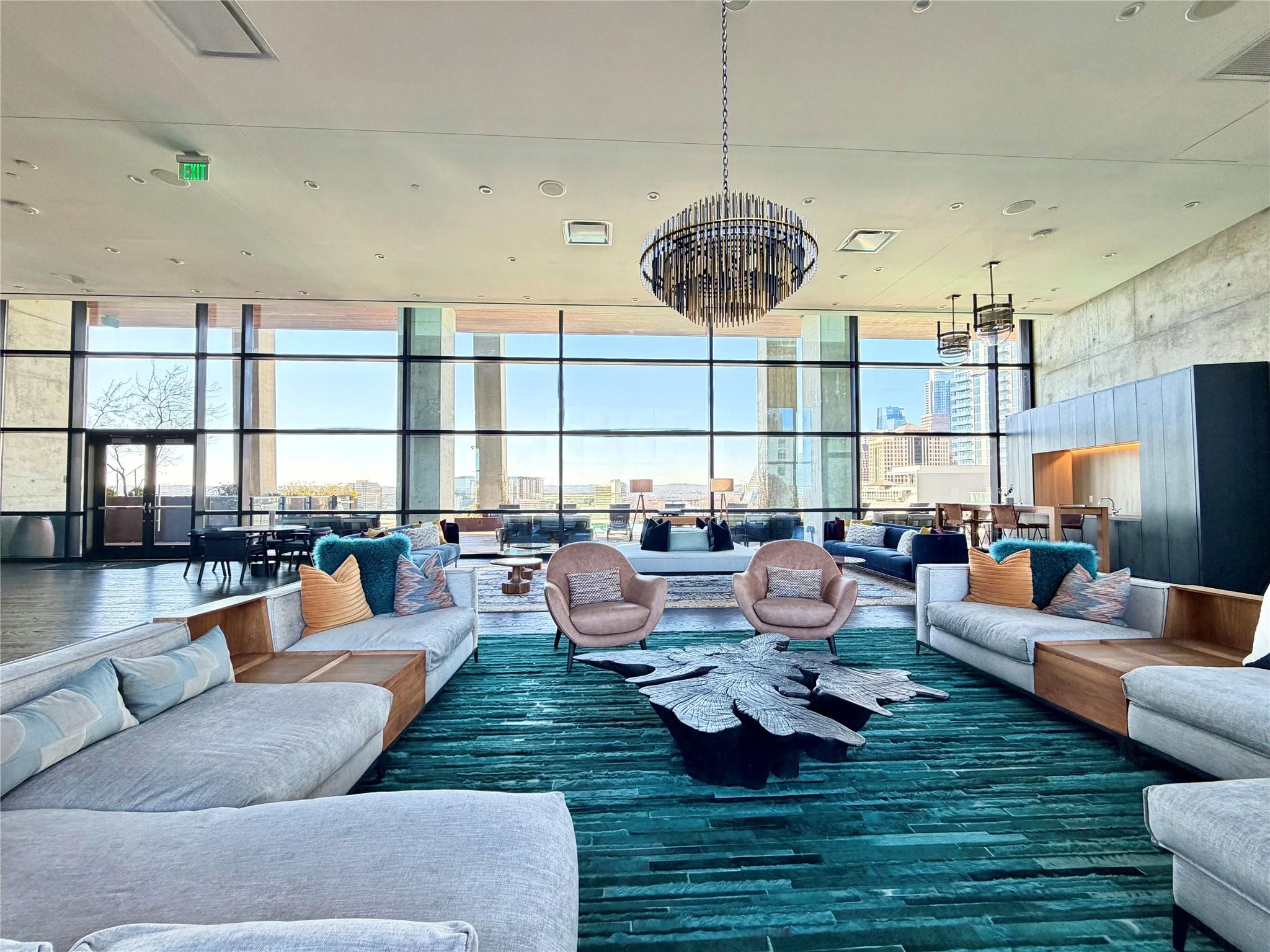 70 Rainey St # 2203, Austin, TX 78701