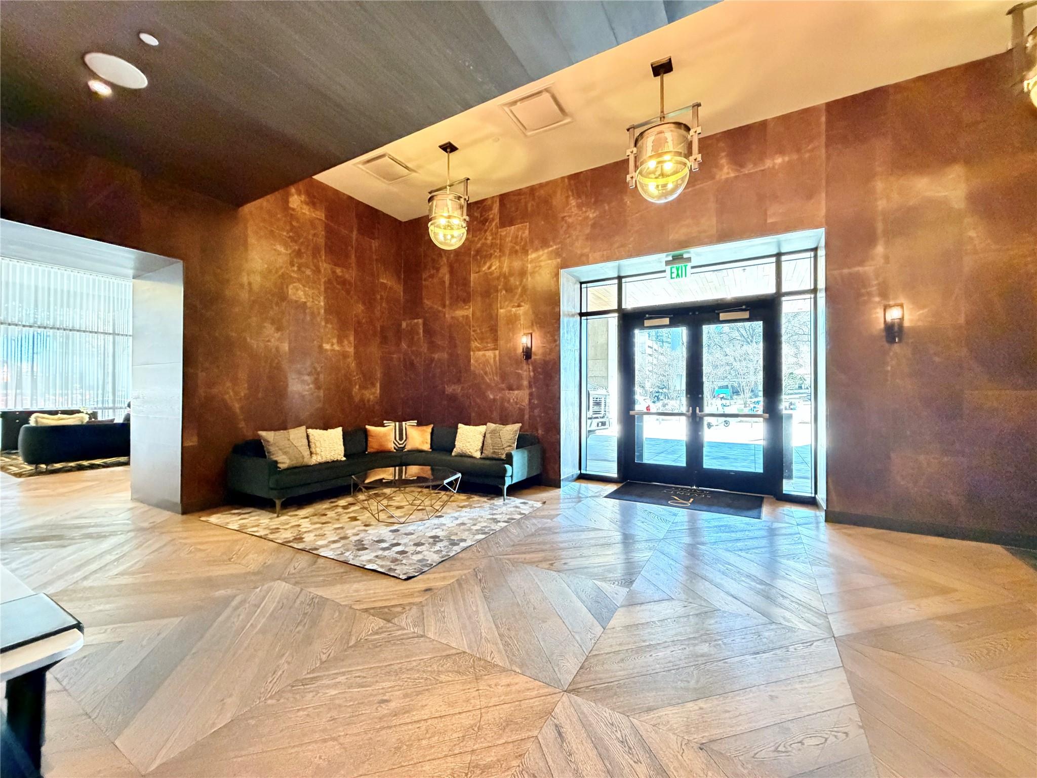 70 Rainey St # 2203, Austin, TX 78701