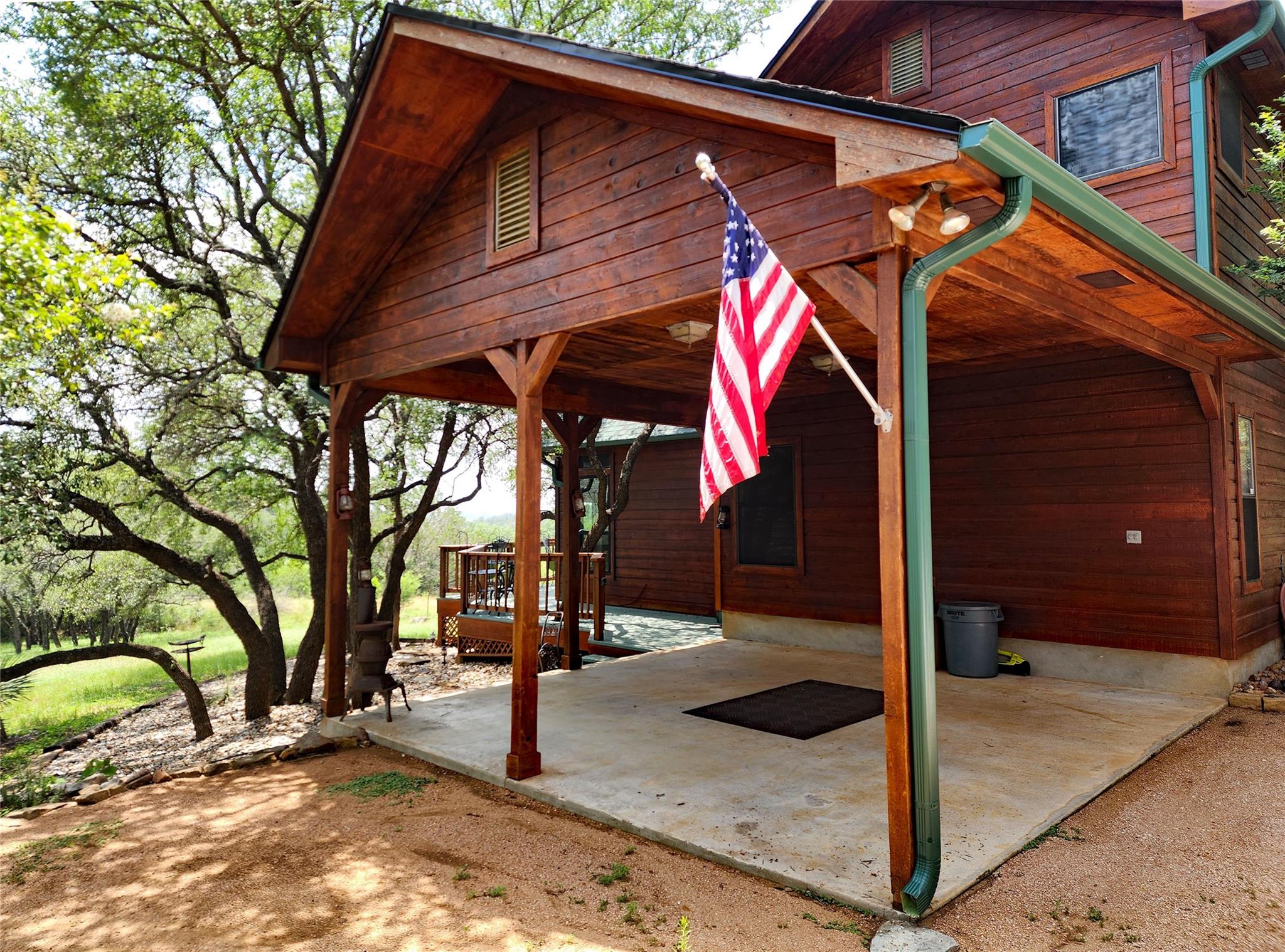 601 Echo Dr, Spicewood, TX 78669