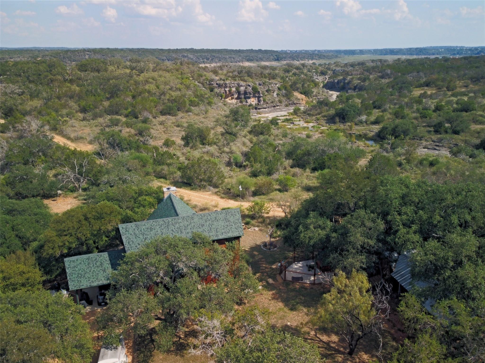 601 Echo Dr, Spicewood, TX 78669