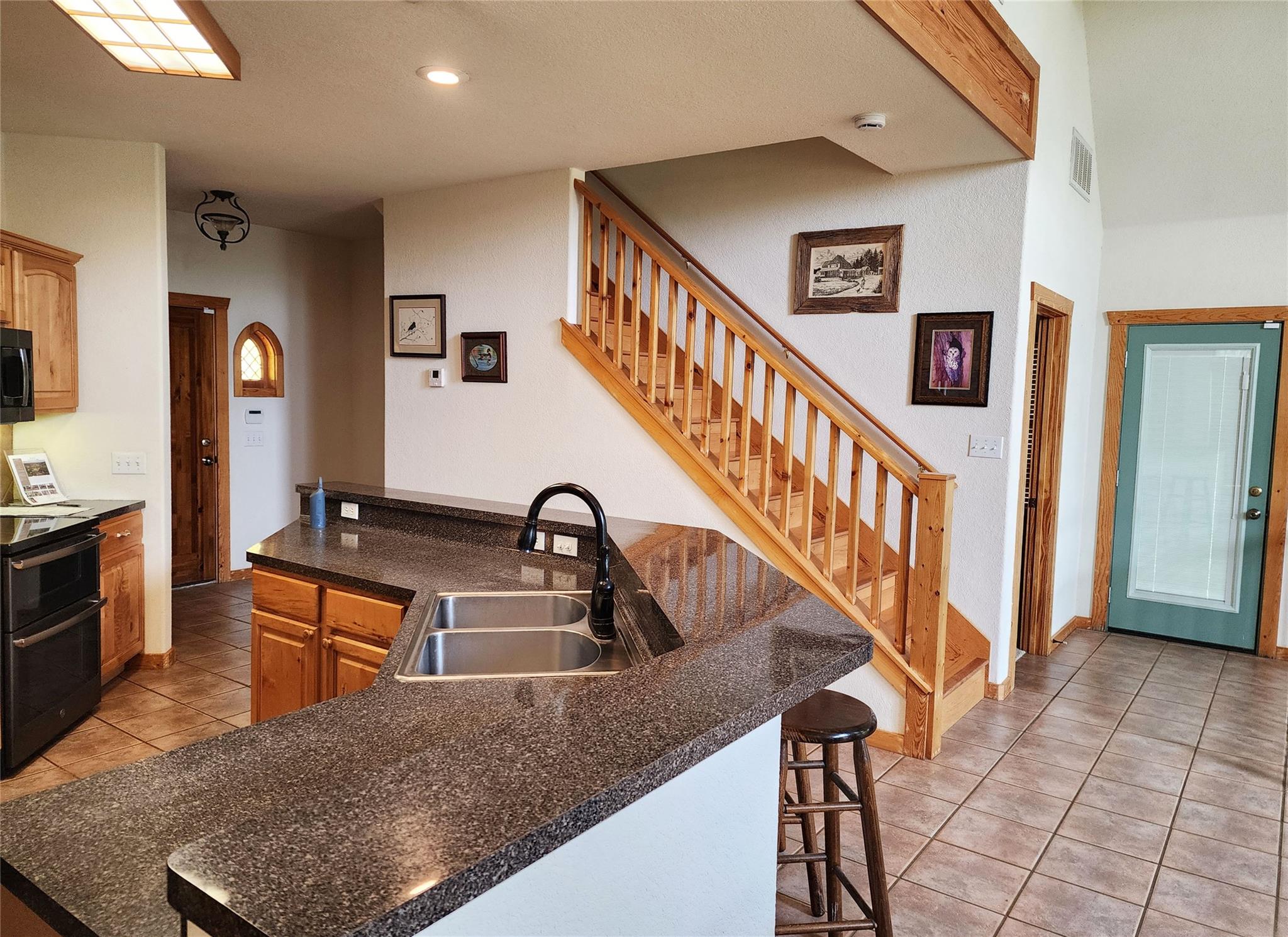 601 Echo Dr, Spicewood, TX 78669