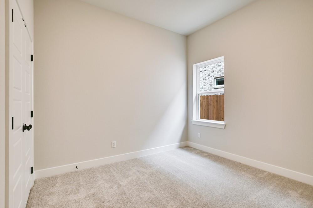 1412 Hartley Dr, Leander, TX 78641