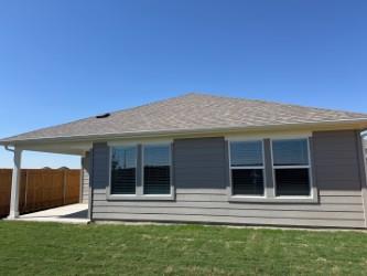 137 Holmby Dr, Hutto, TX 78634