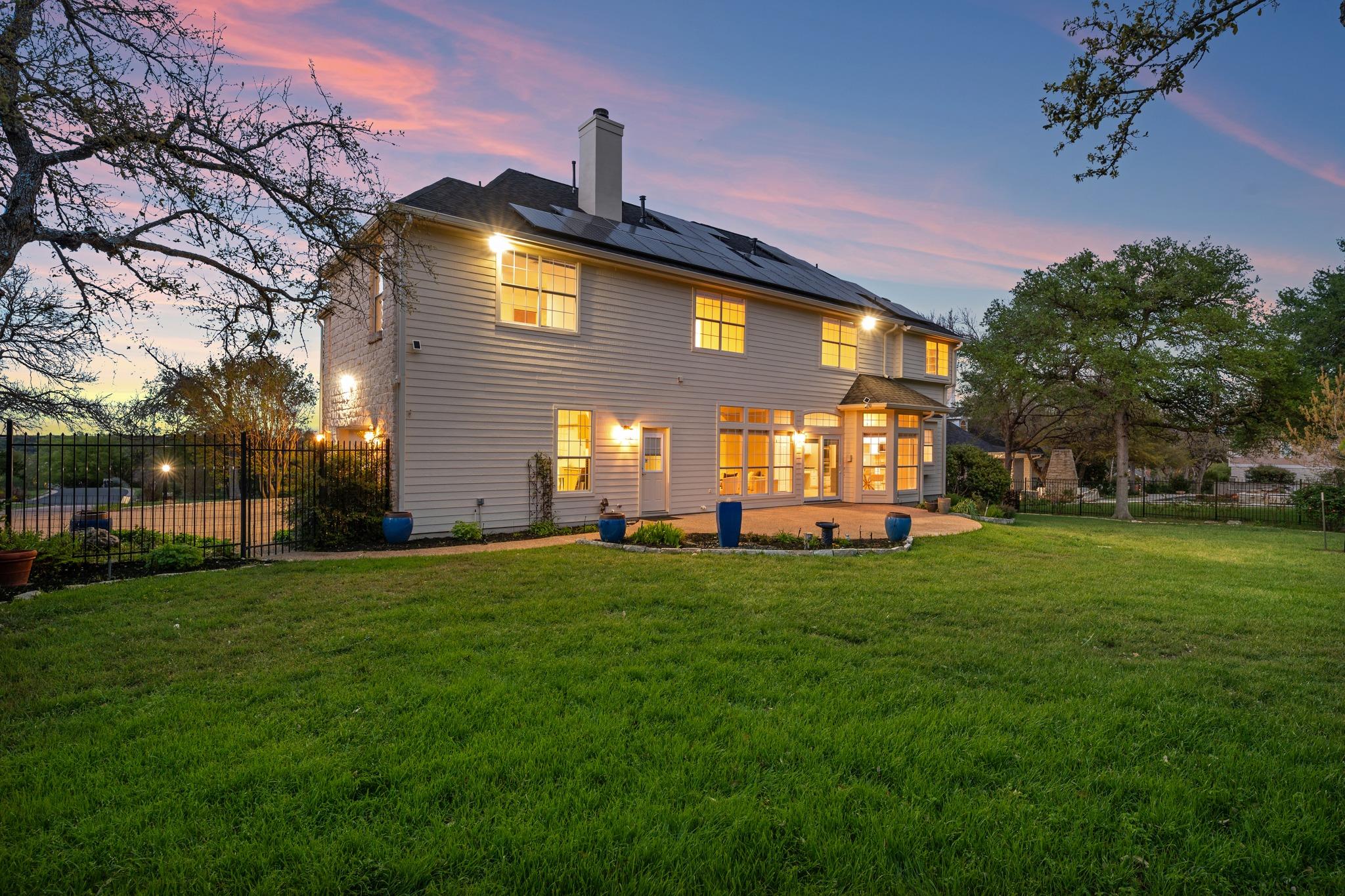 9305 Leaning Rock Cir, Austin, TX 78730