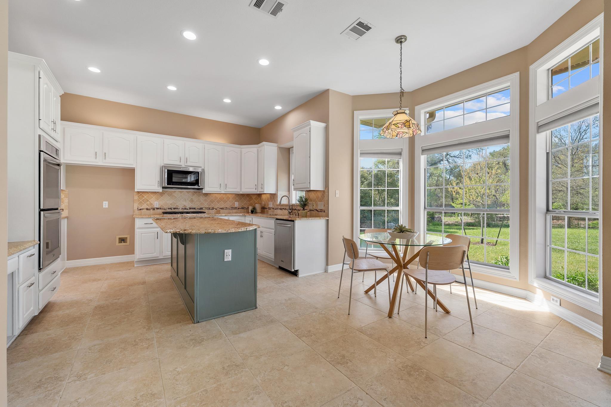 9305 Leaning Rock Cir, Austin, TX 78730