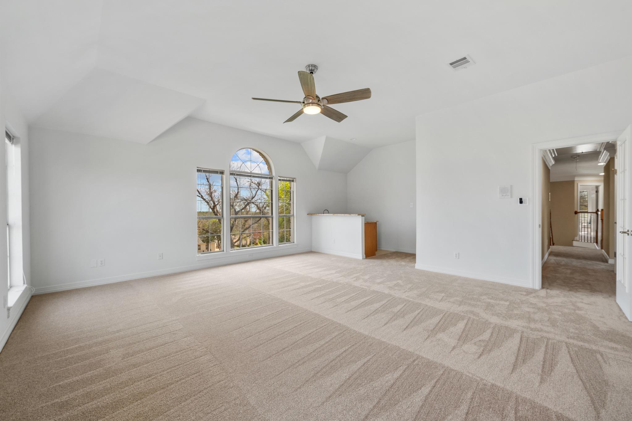 9305 Leaning Rock Cir, Austin, TX 78730