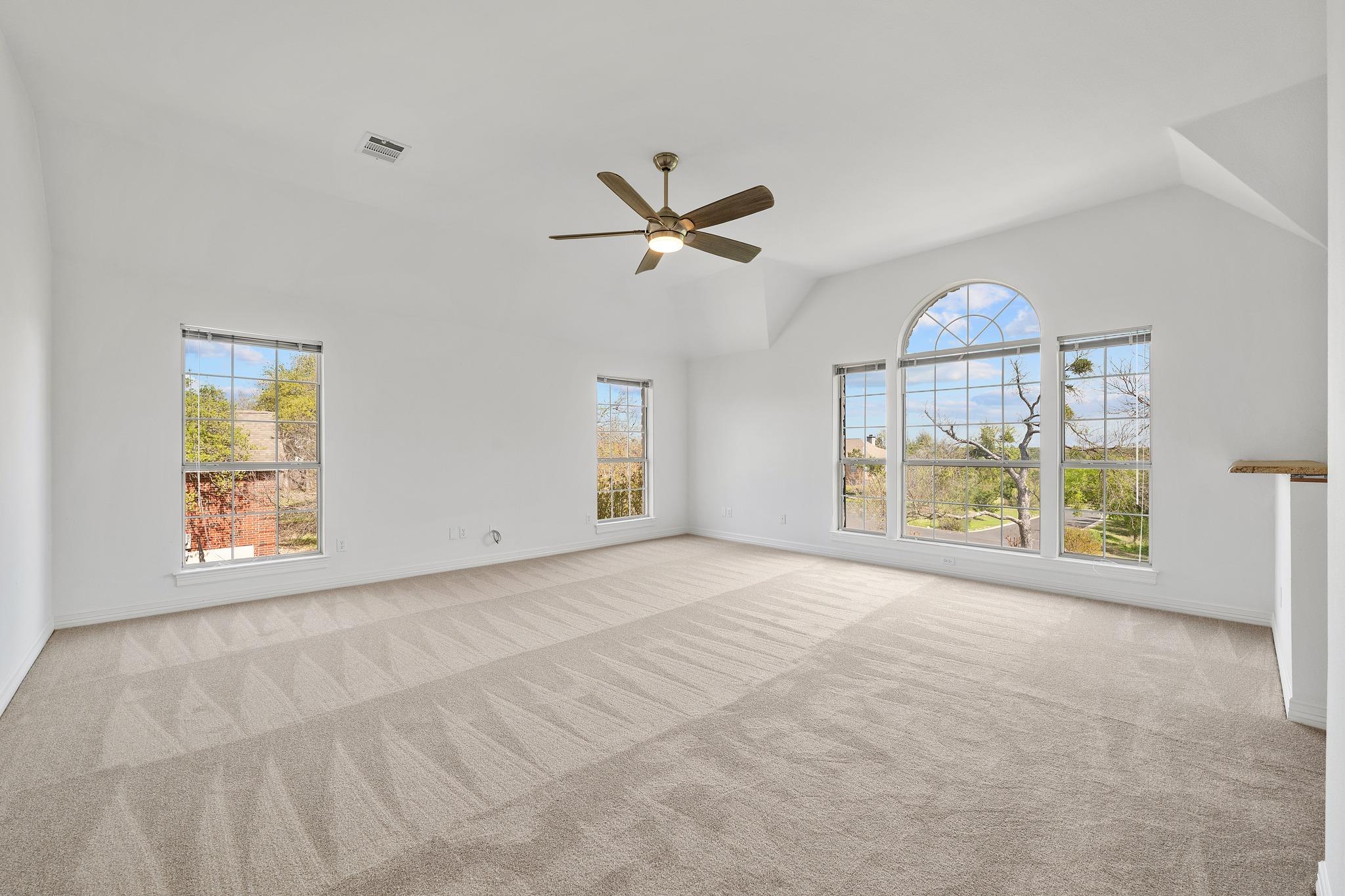 9305 Leaning Rock Cir, Austin, TX 78730