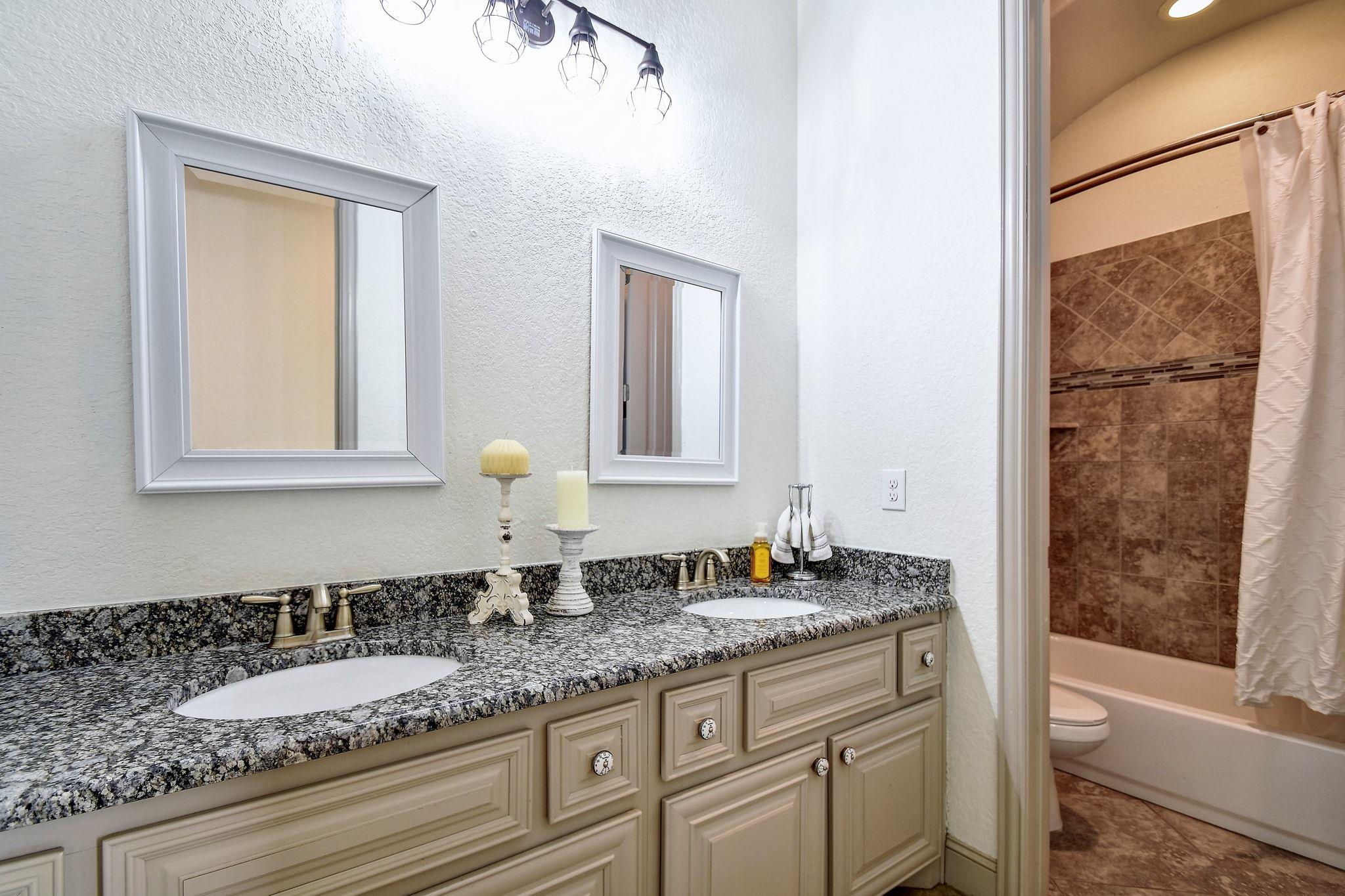 504 Mission Hill Run, New Braunfels, TX 78132