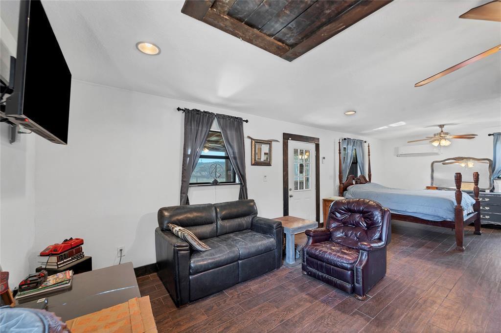 1750 Loop 165 Loop # B, Dripping Springs, TX 78620