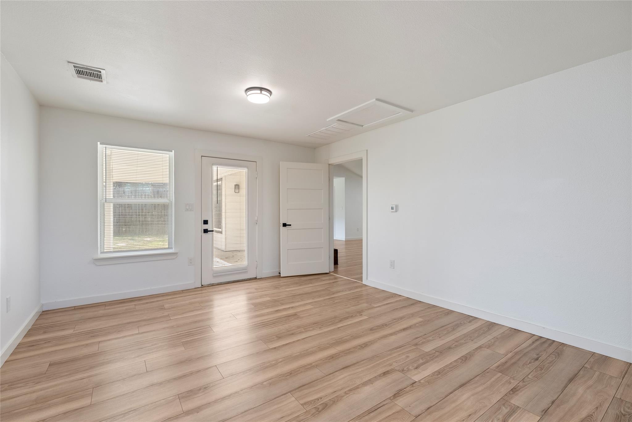 807 Cedar Gln, Austin, TX 78745