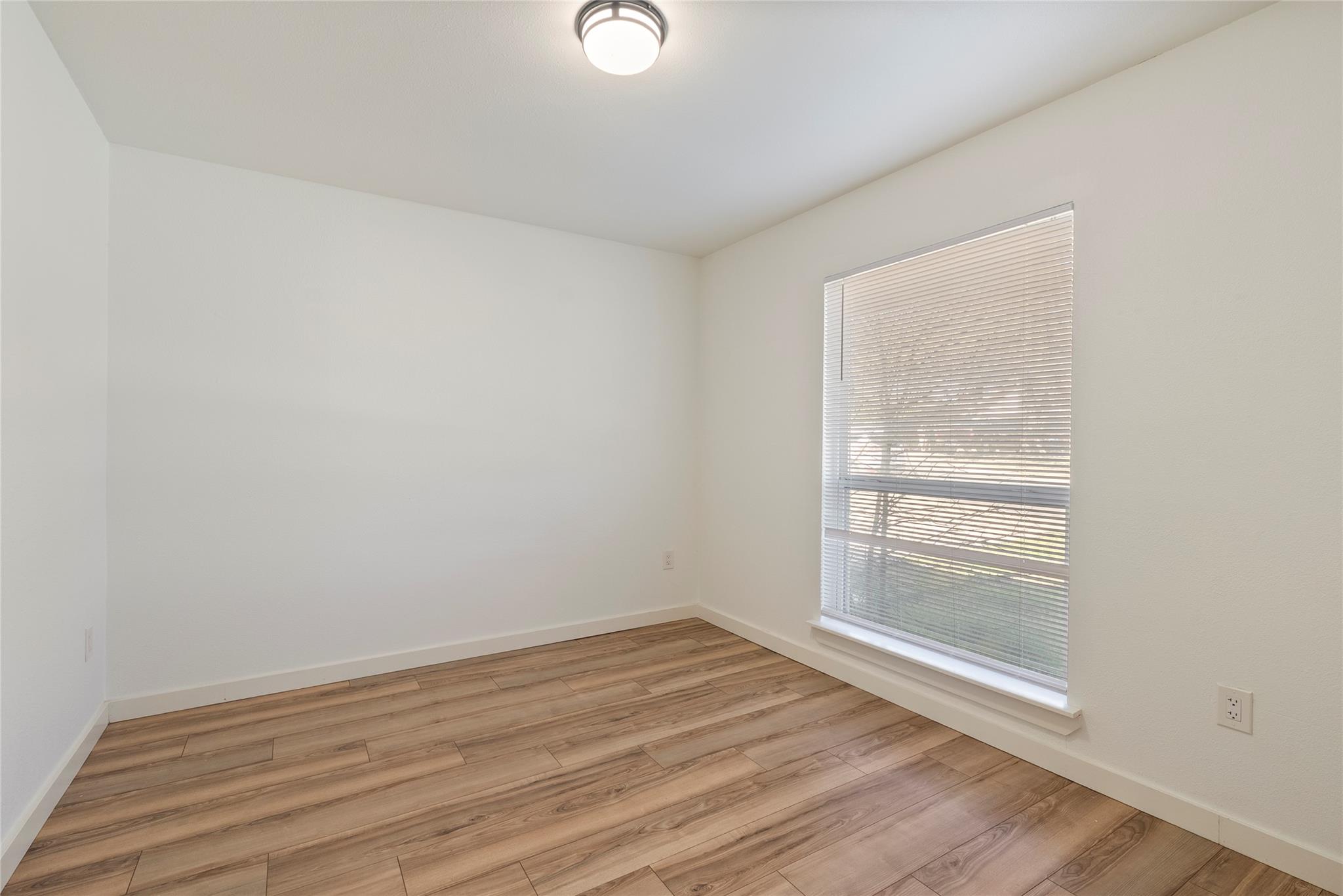 807 Cedar Gln, Austin, TX 78745