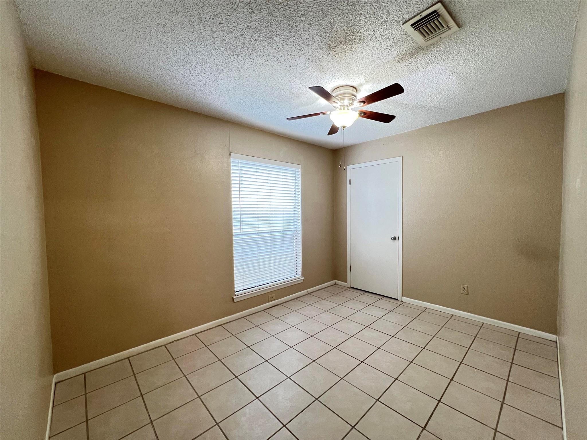 13355 Water Oak Ln # B, Austin, TX 78729