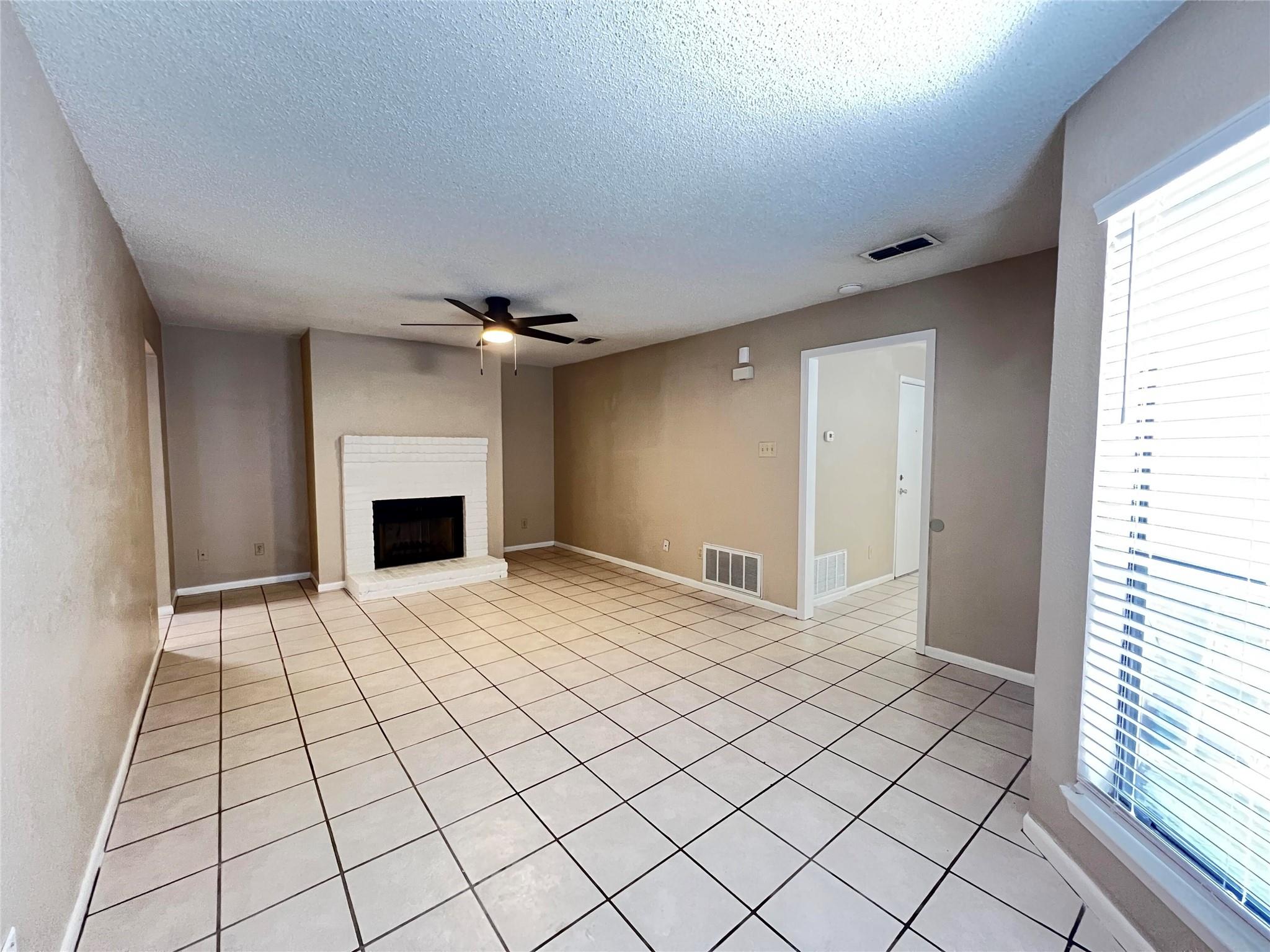 13355 Water Oak Ln # B, Austin, TX 78729