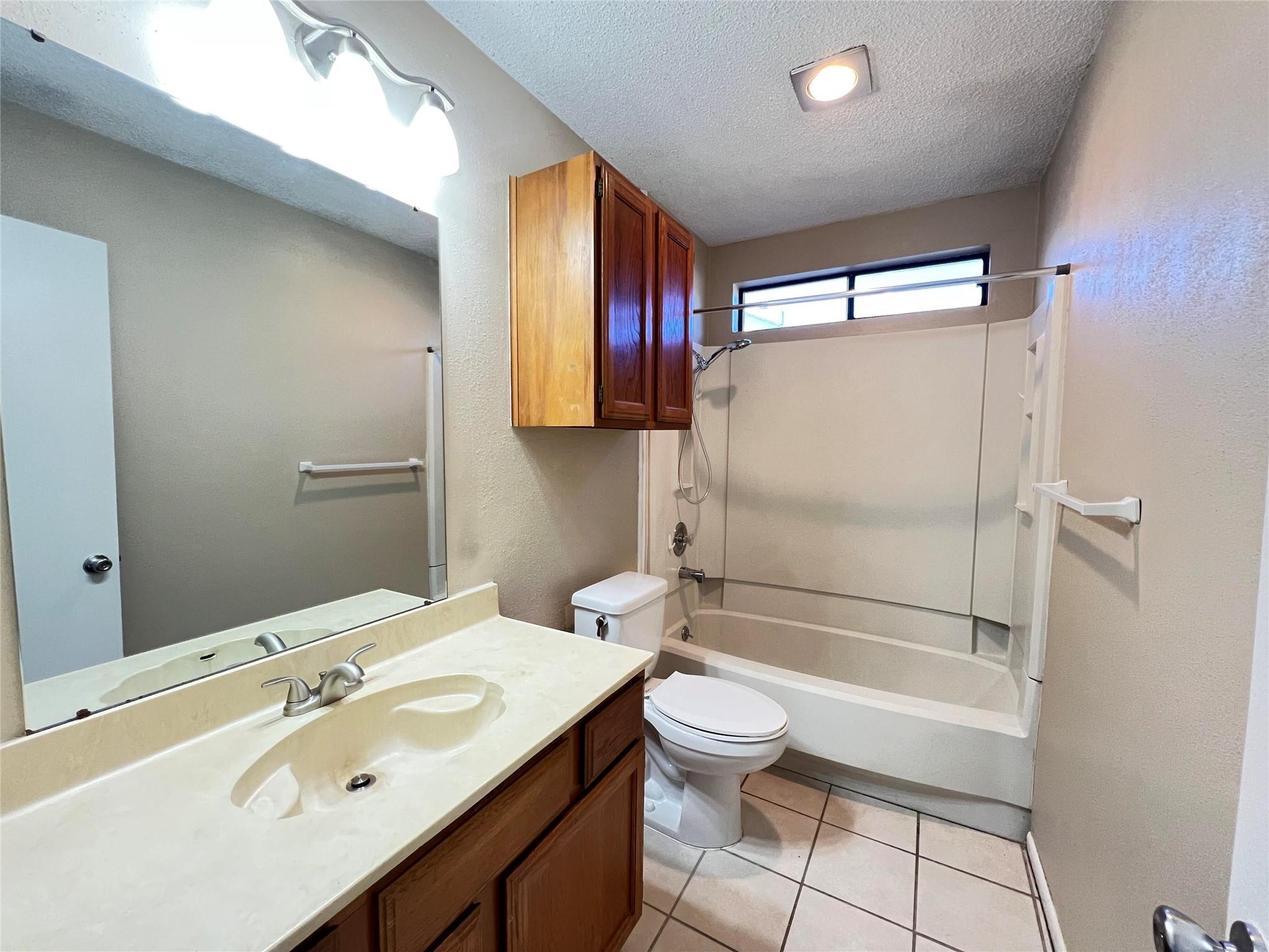 13355 Water Oak Ln # B, Austin, TX 78729