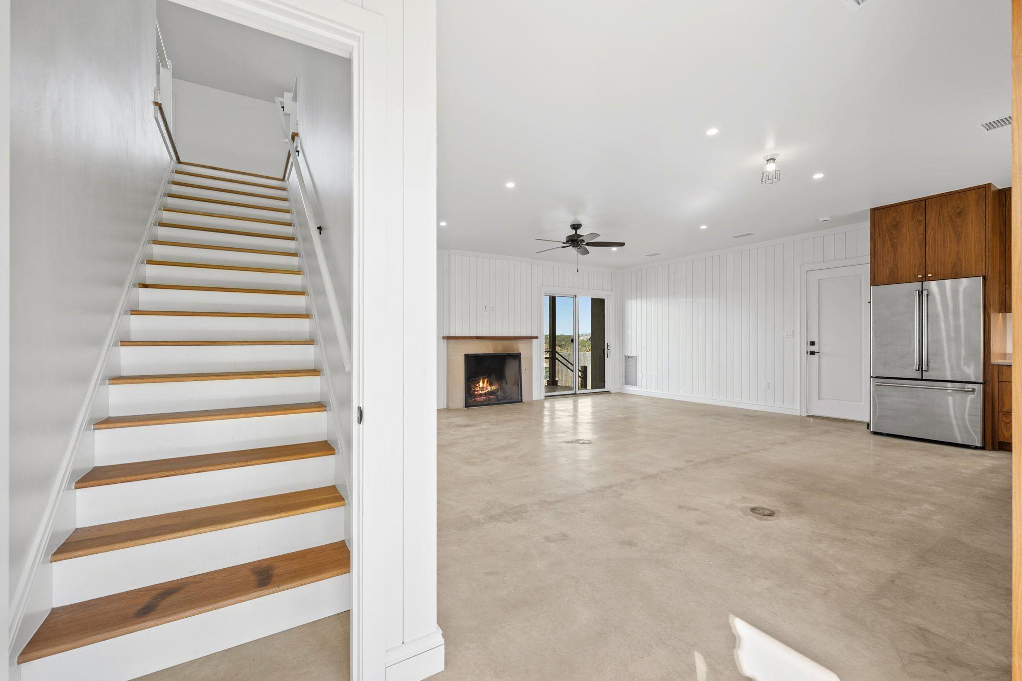 24423 Pedernales Dr, Spicewood, TX 78669