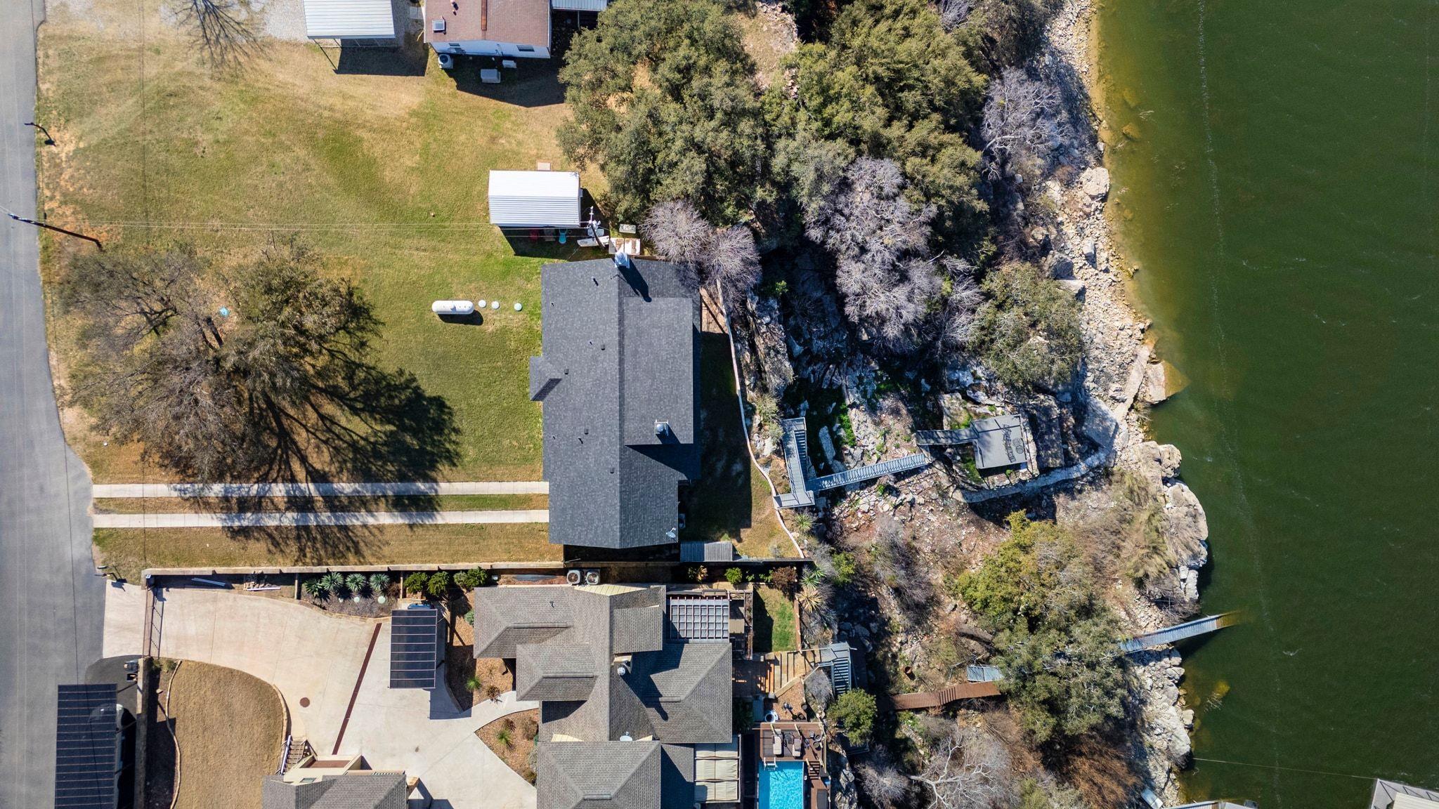 24423 Pedernales Dr, Spicewood, TX 78669