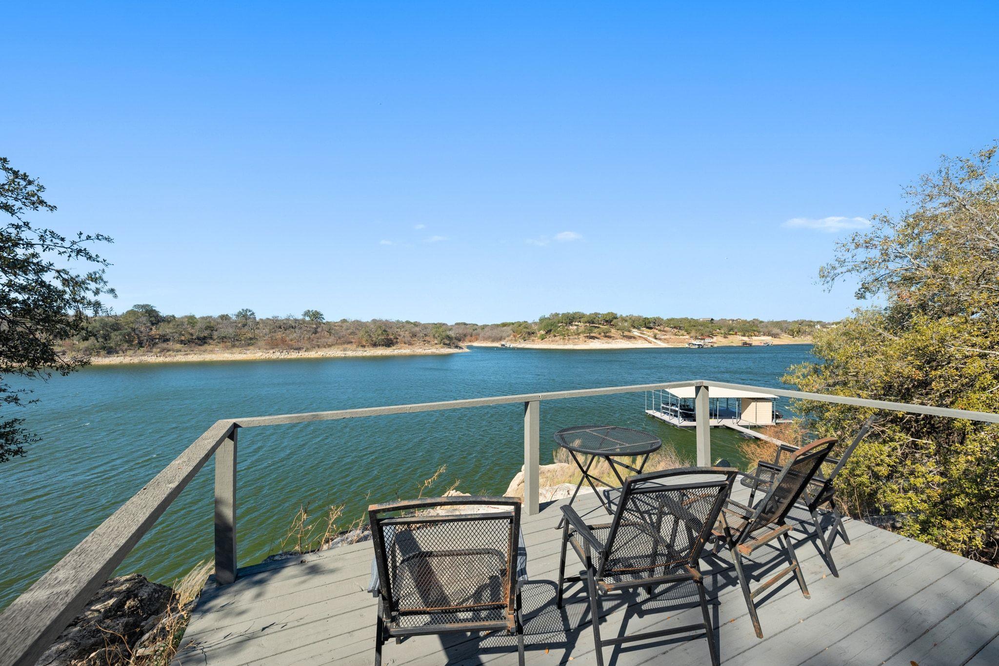 24423 Pedernales Dr, Spicewood, TX 78669