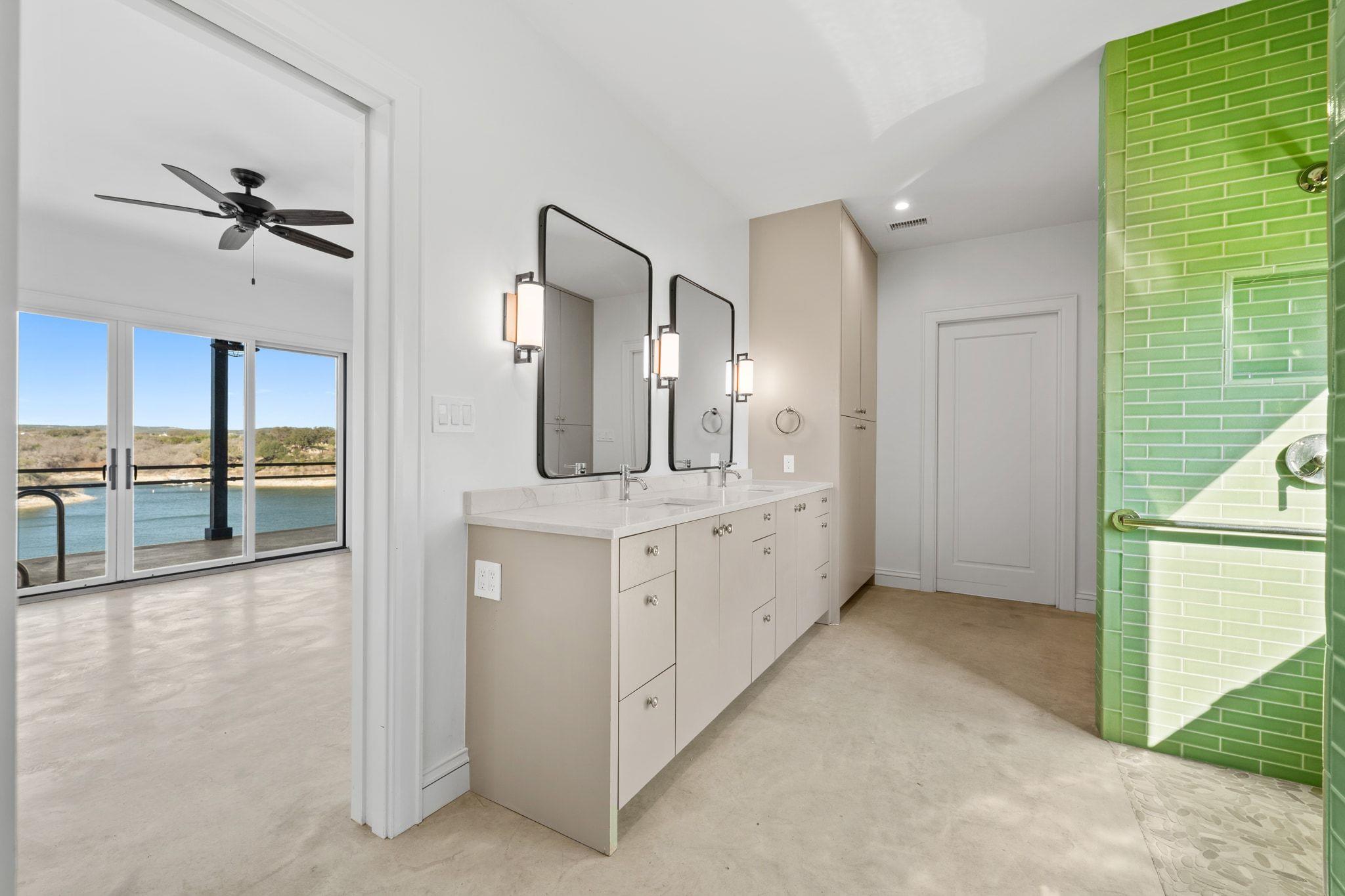 24423 Pedernales Dr, Spicewood, TX 78669