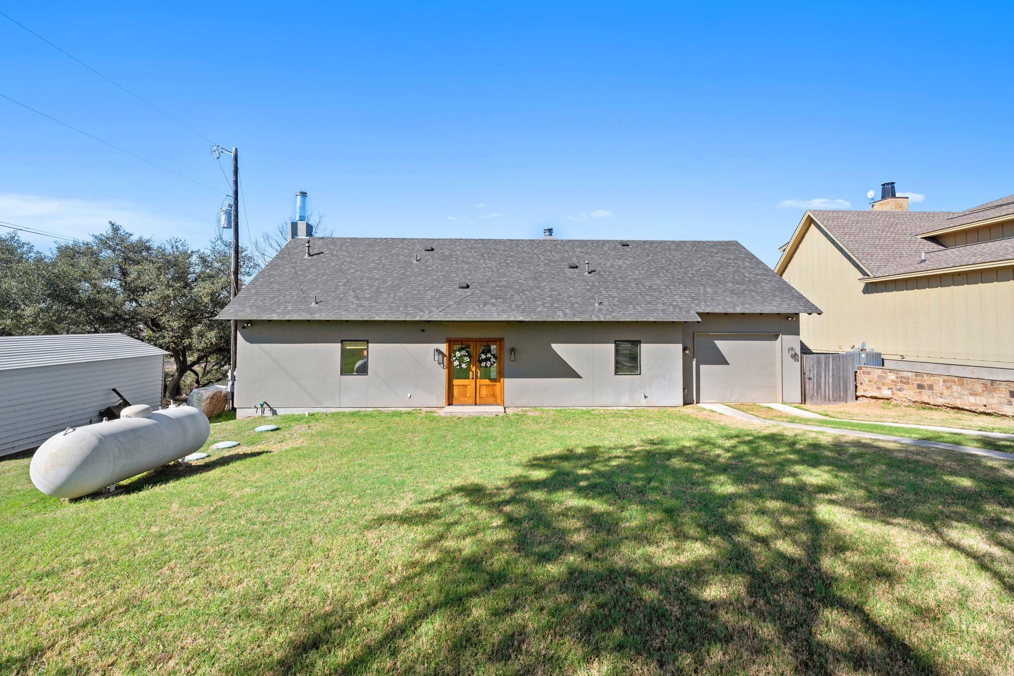 24423 Pedernales Dr, Spicewood, TX 78669