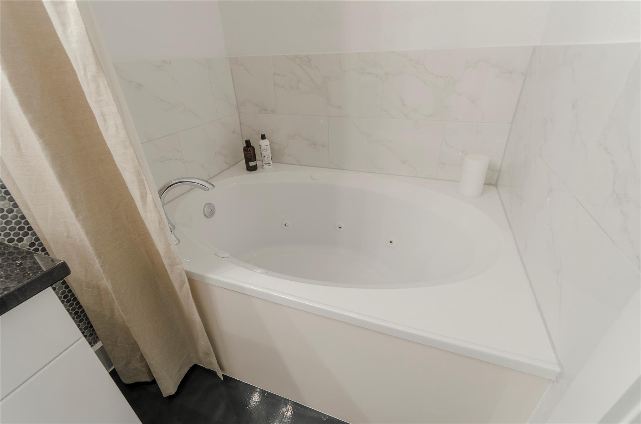 3300 Towers Blvd # 638, Seabrook, TX 77586