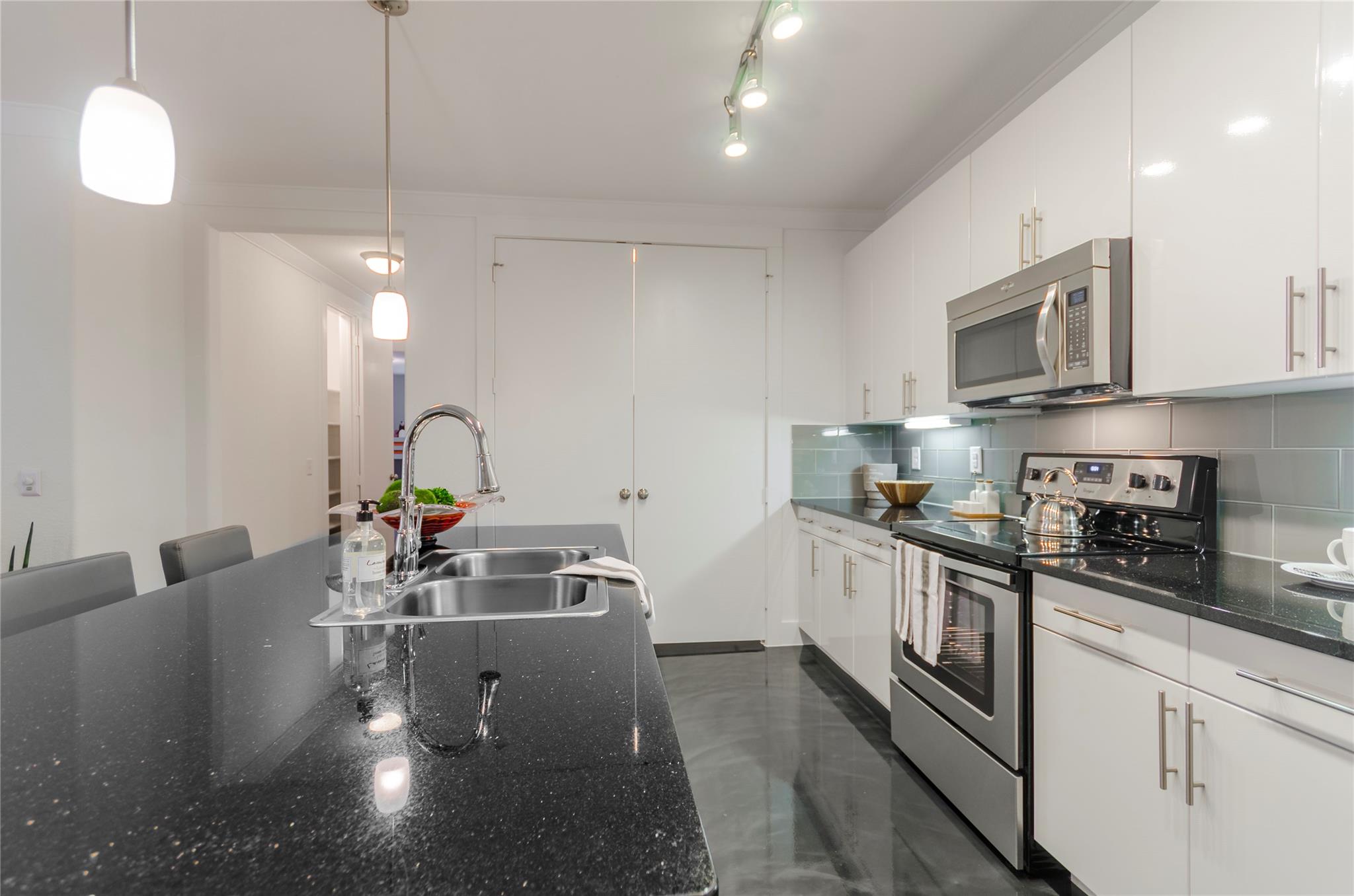 3300 Towers Blvd # 638, Seabrook, TX 77586