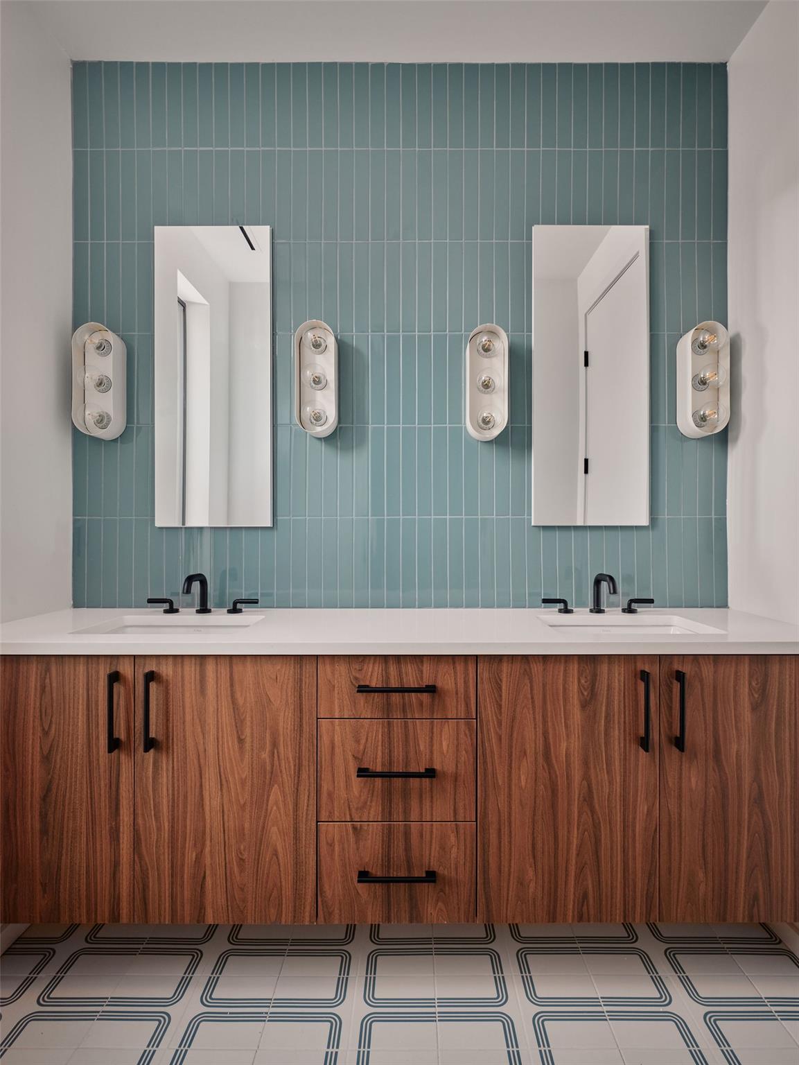 6411 Cary Dr, Austin, TX 78757