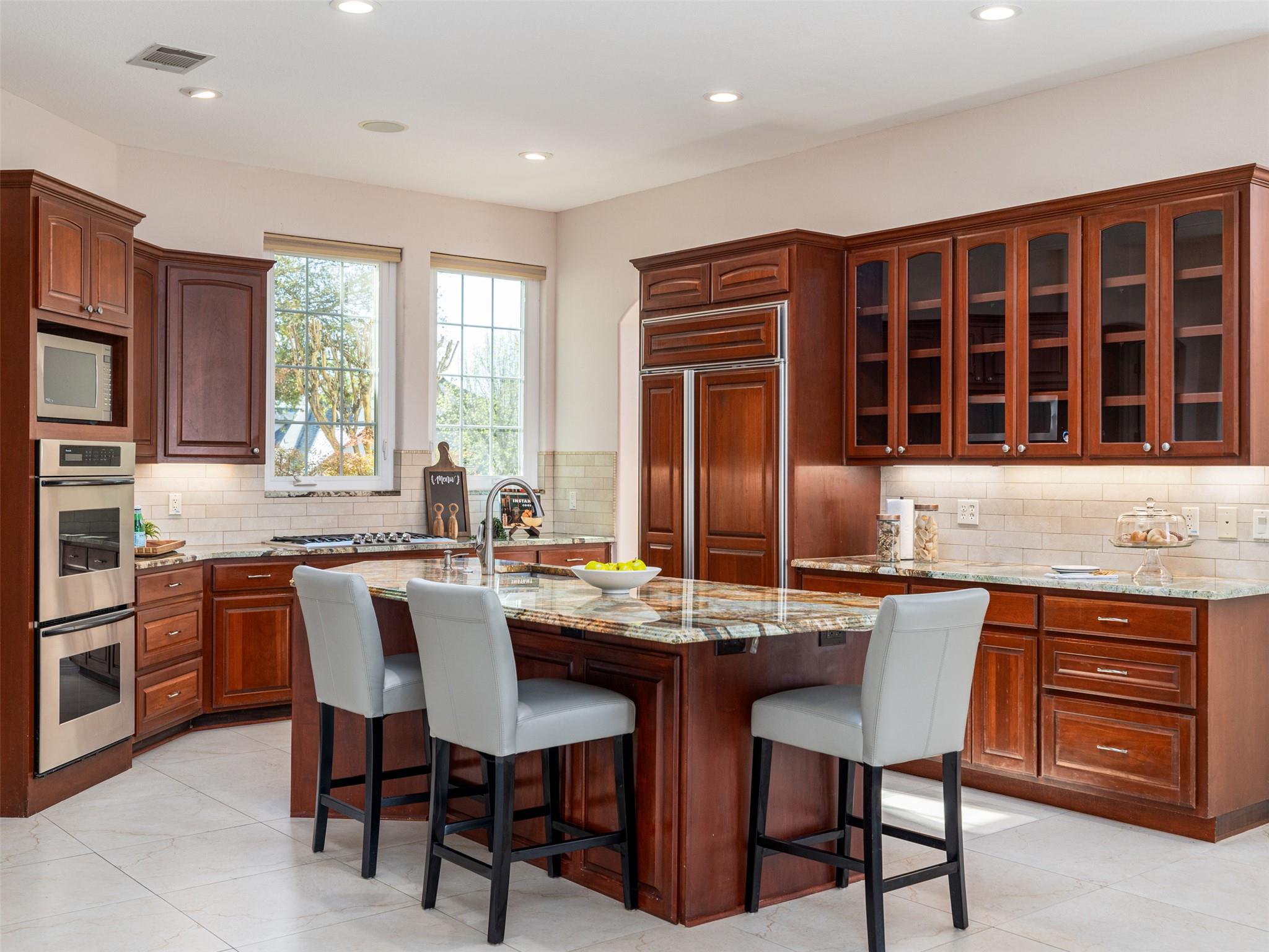 9805 Big View Dr, Austin, TX 78730