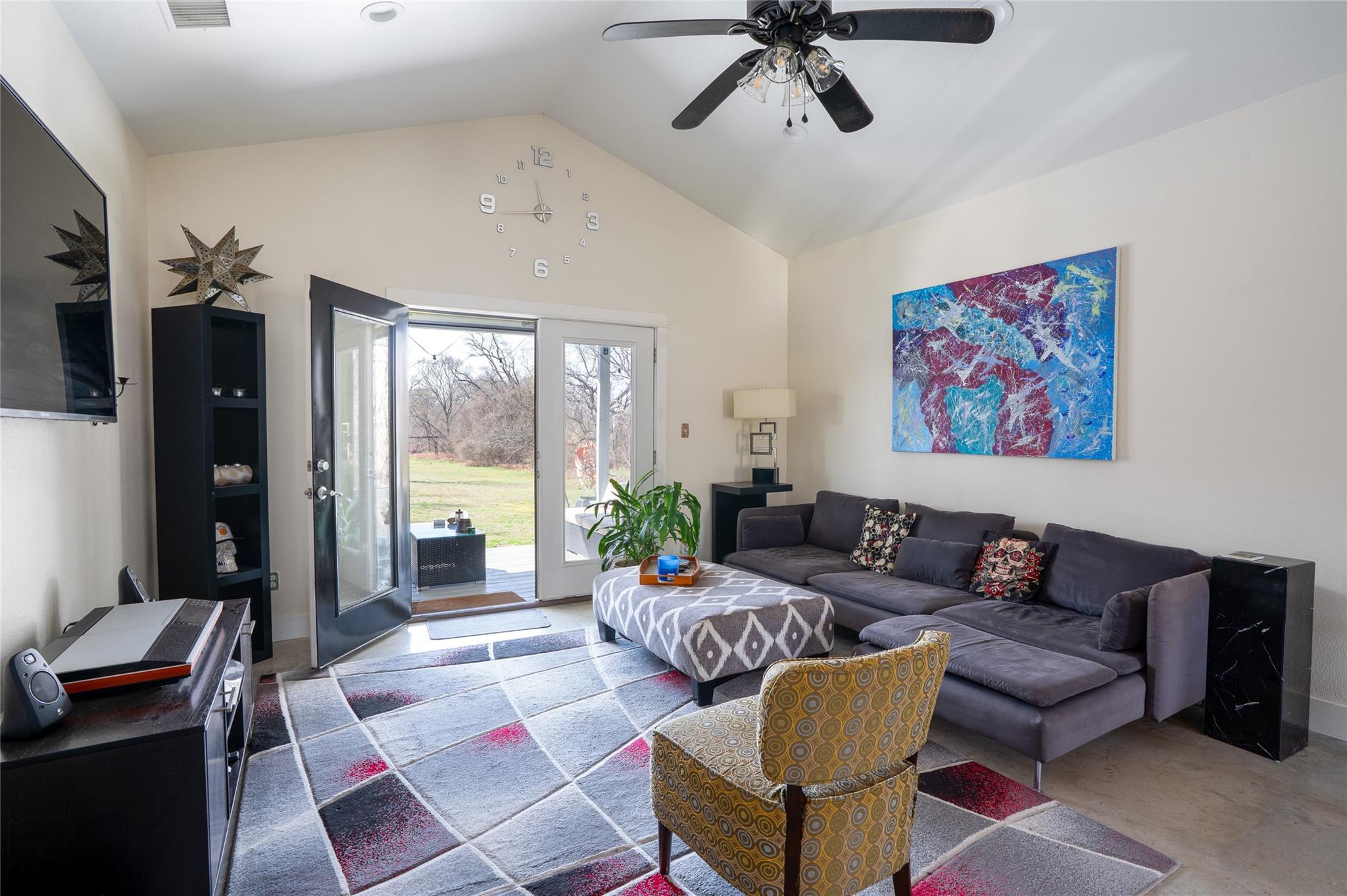 5672 Fm 86, Luling, TX 78648