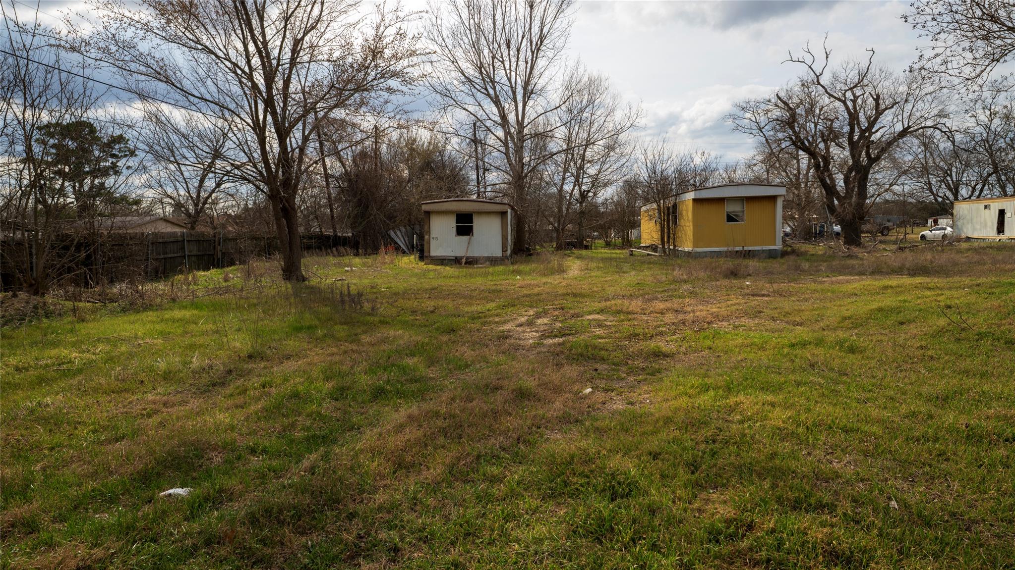 915 San Gabriel St, Rockdale, TX 76567