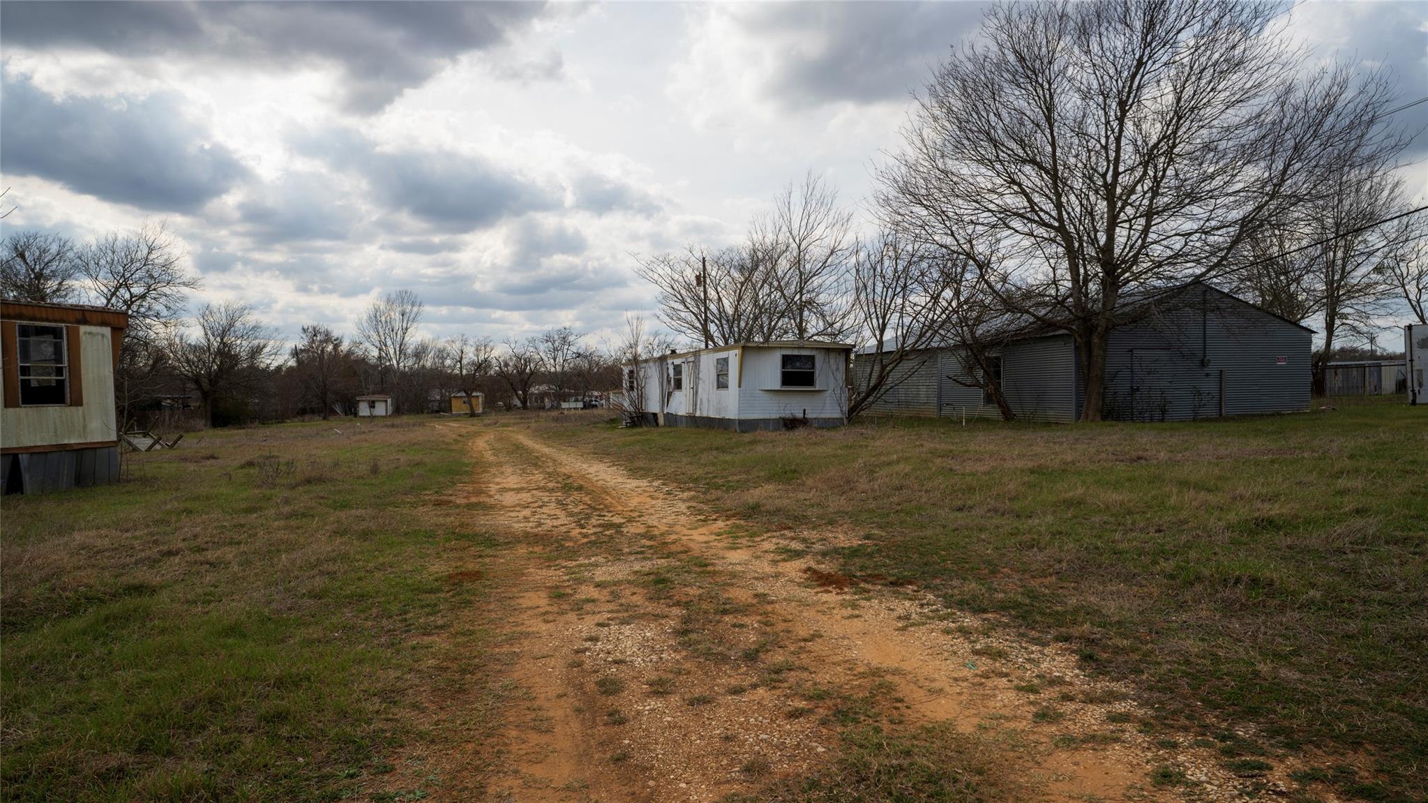 915 San Gabriel St, Rockdale, TX 76567