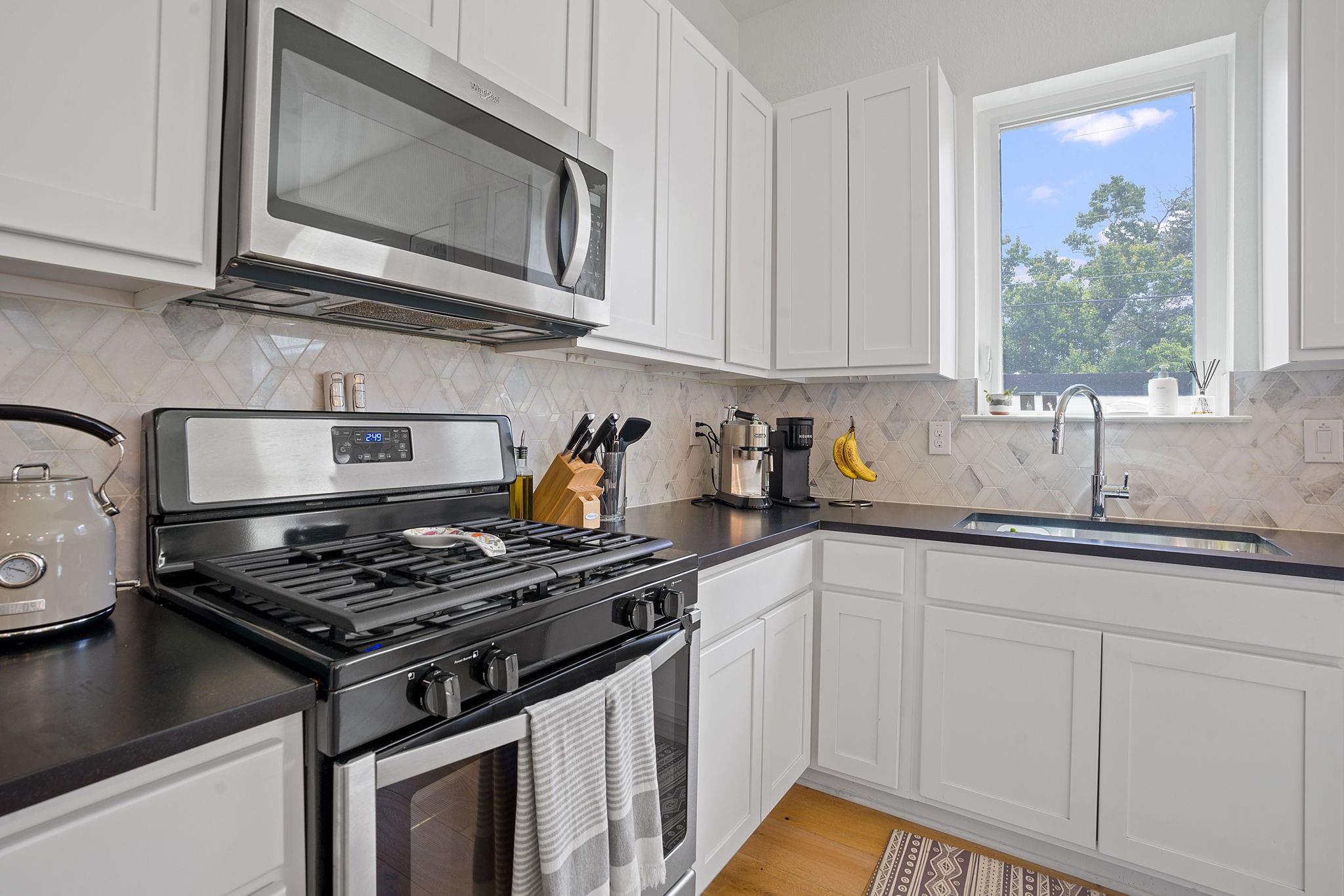 5806 Sutherlin Rd, Austin, TX 78723