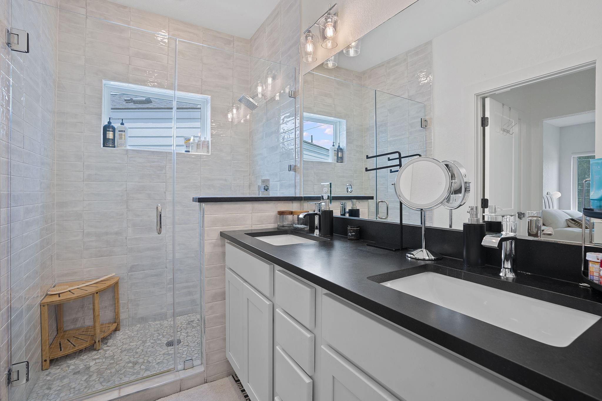 5806 Sutherlin Rd, Austin, TX 78723