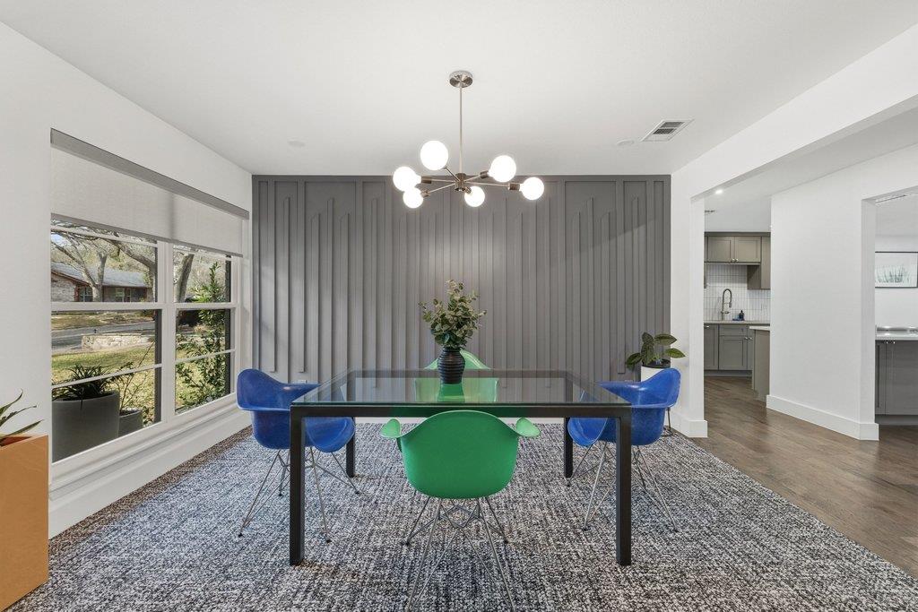 9421 Spring Hollow Dr, Austin, TX 78750