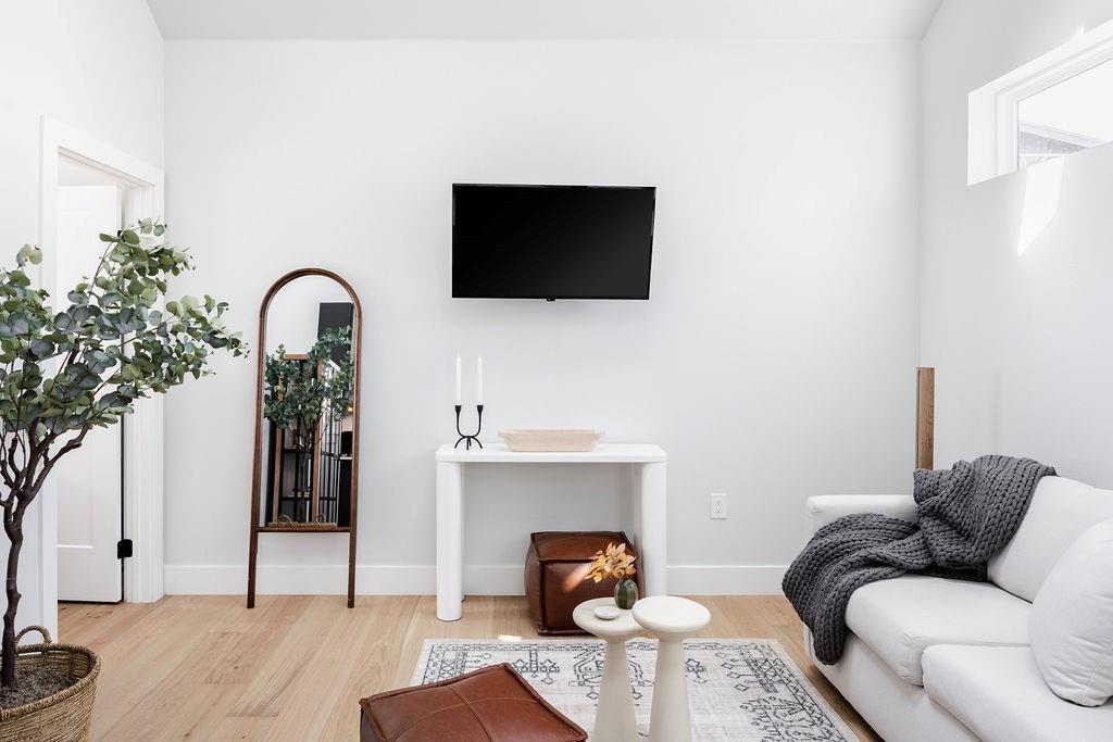 1210 Brentwood St # C, Austin, TX 78757