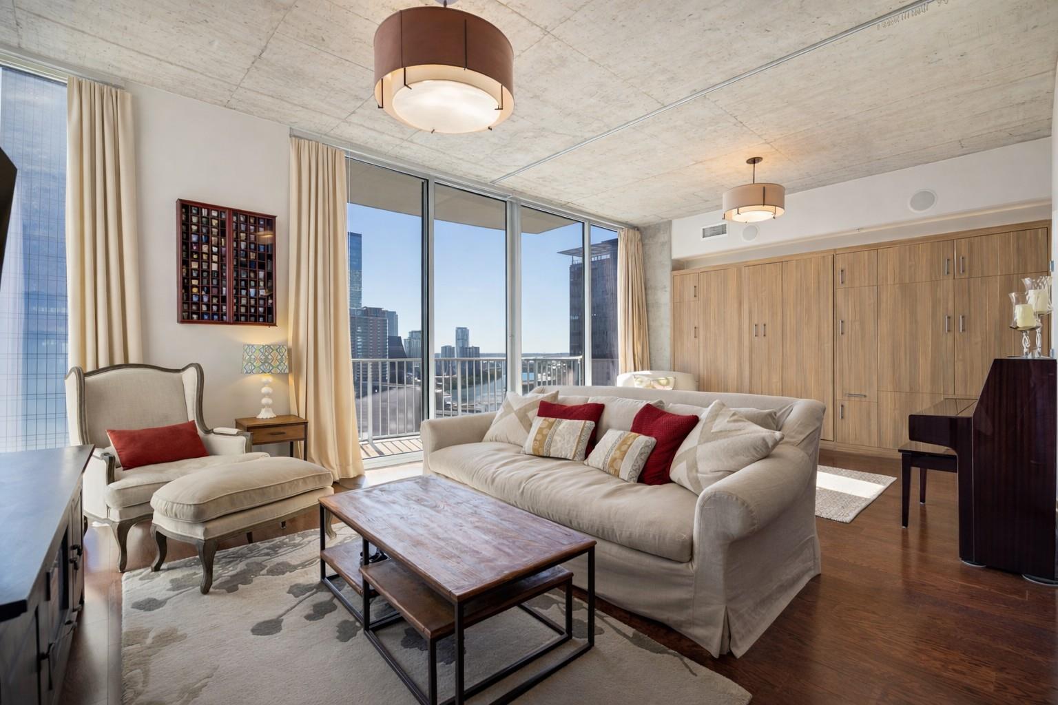 360 Nueces St # 2509, Austin, TX 78701