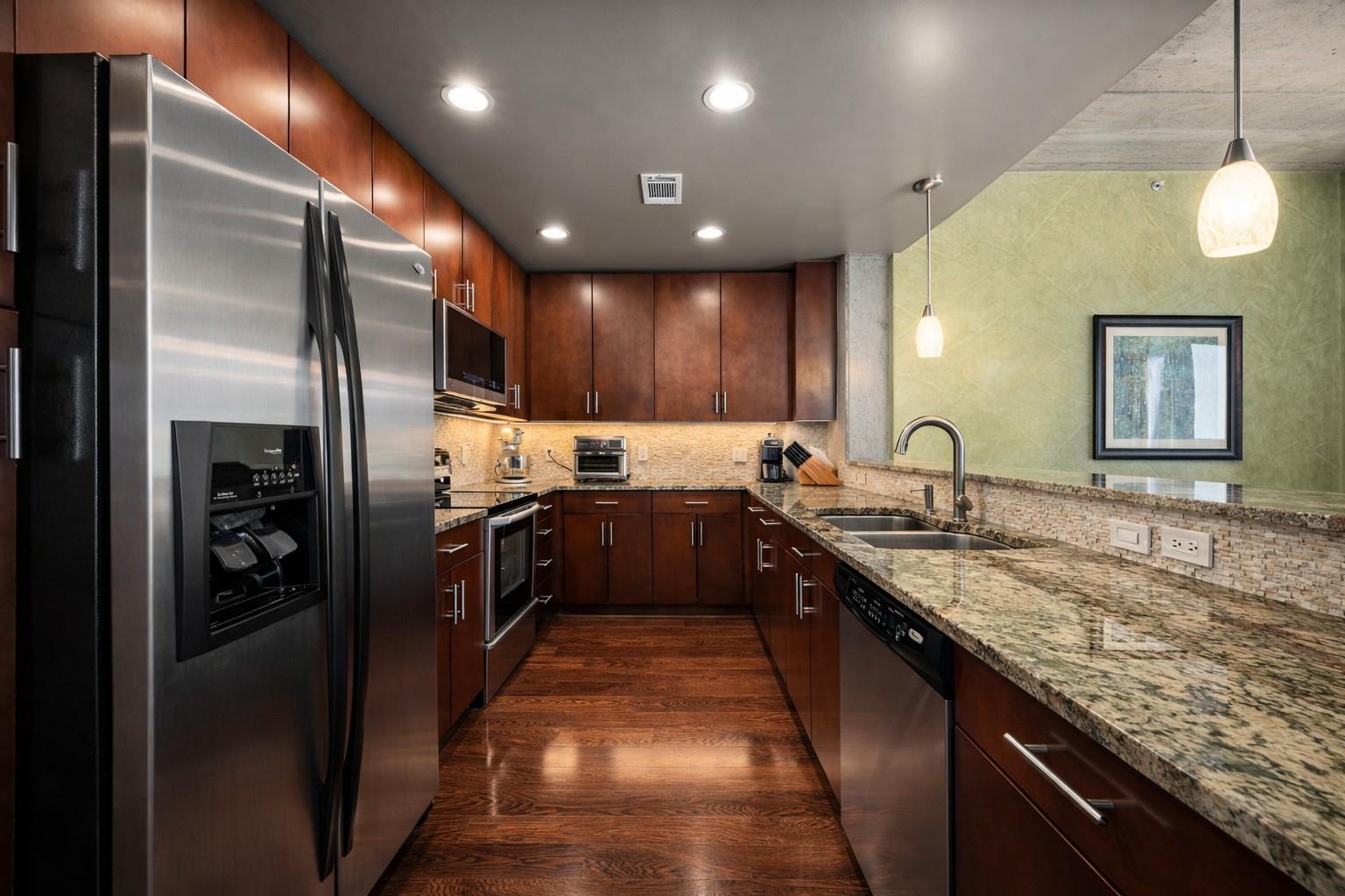 360 Nueces St # 2509, Austin, TX 78701