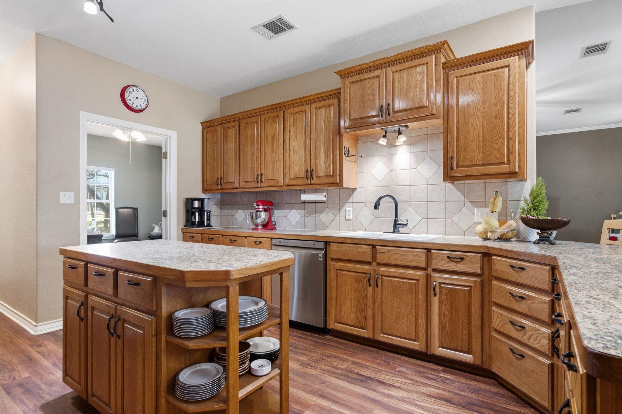 75 Four T Ranch Rd, Georgetown, TX 78633