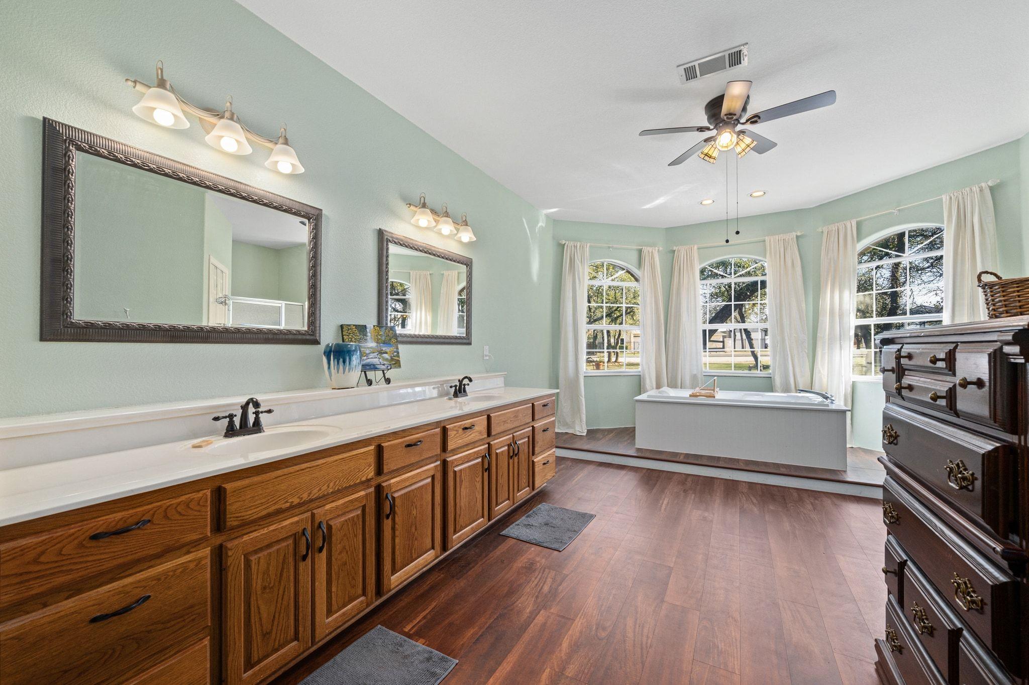 75 Four T Ranch Rd, Georgetown, TX 78633