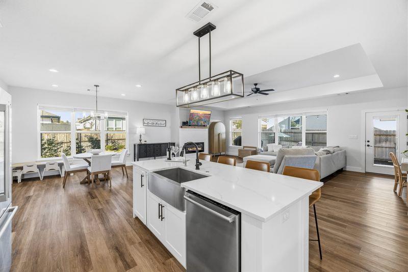 908 Smokey Oak Dr. Dr, Fredericksburg, TX 78624