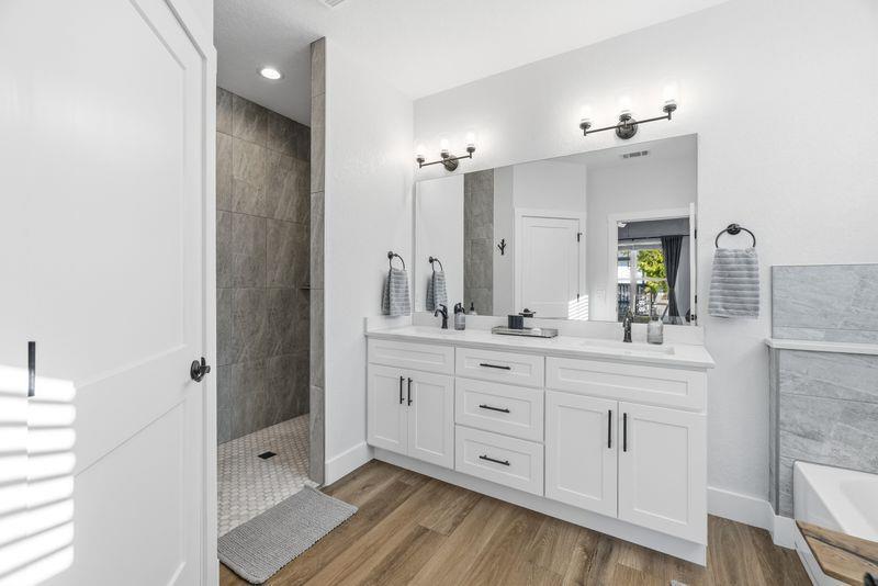 908 Smokey Oak Dr. Dr, Fredericksburg, TX 78624