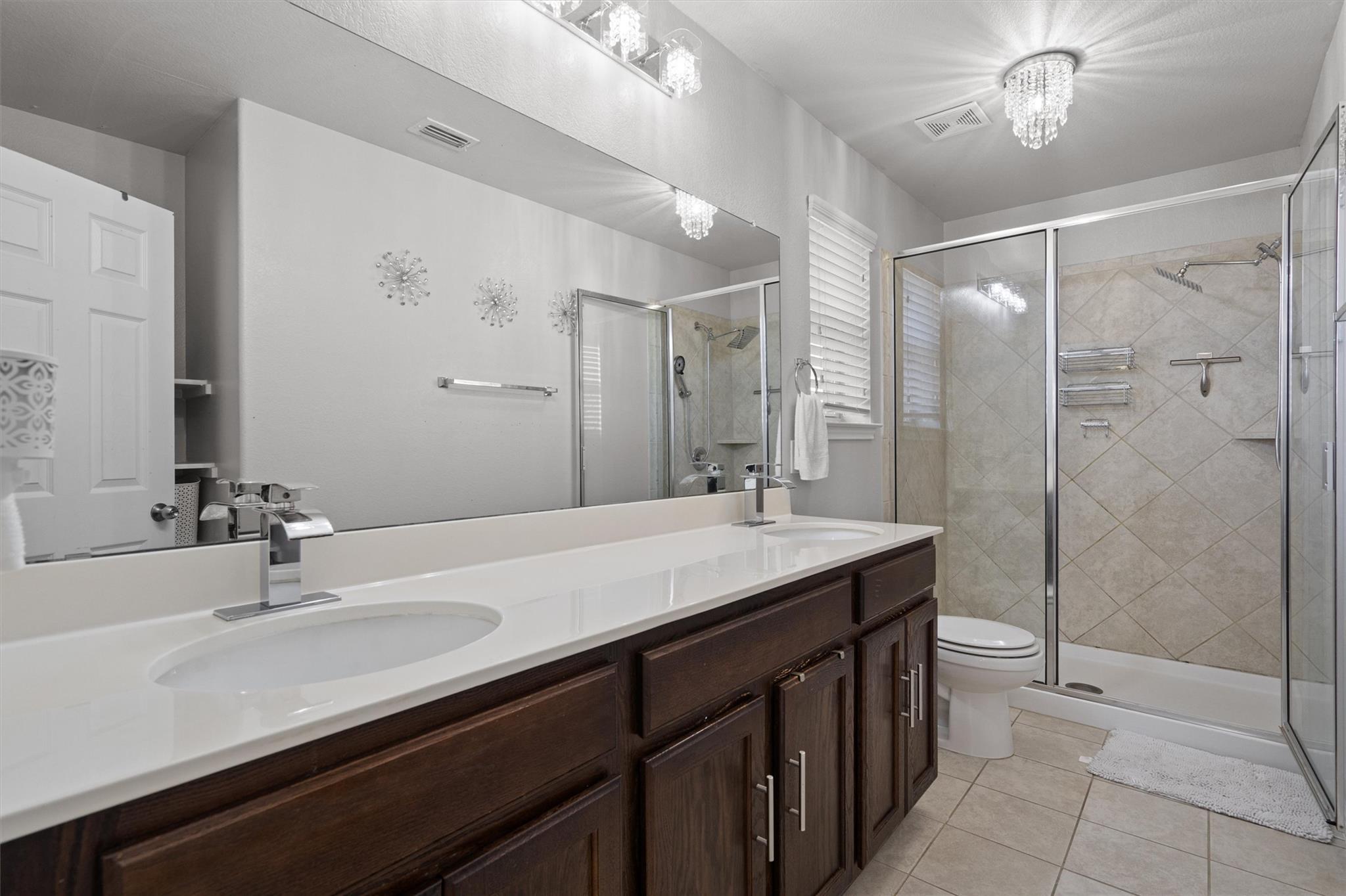 389 Eagle Brook Ln, Buda, TX 78610