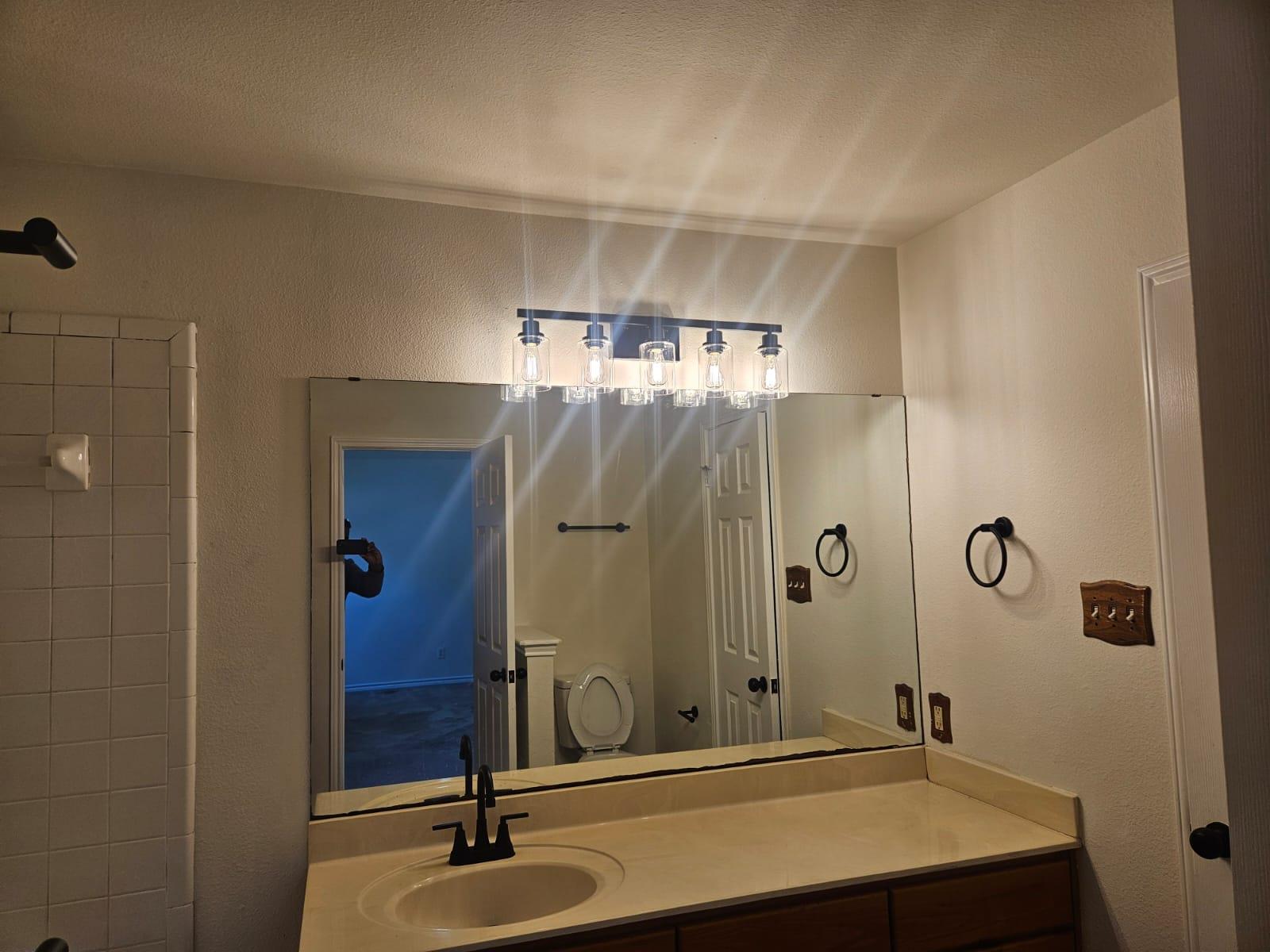 1507 Century Oaks Dr, Lockhart, TX 78644